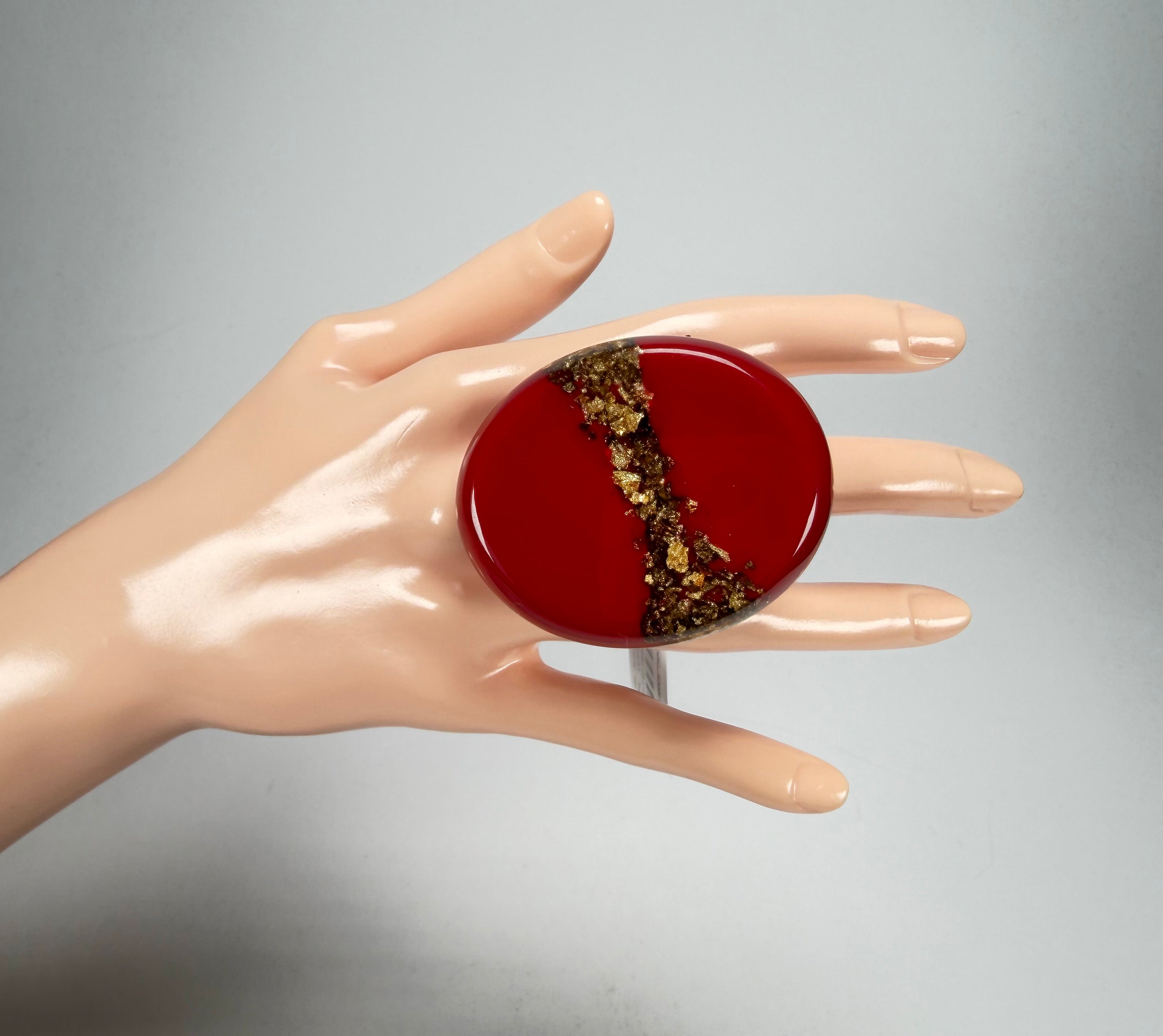 Sobral - Metalique "Munique" Orlando Red Resin Ring ( 005145 ) - Size UK S / US 9