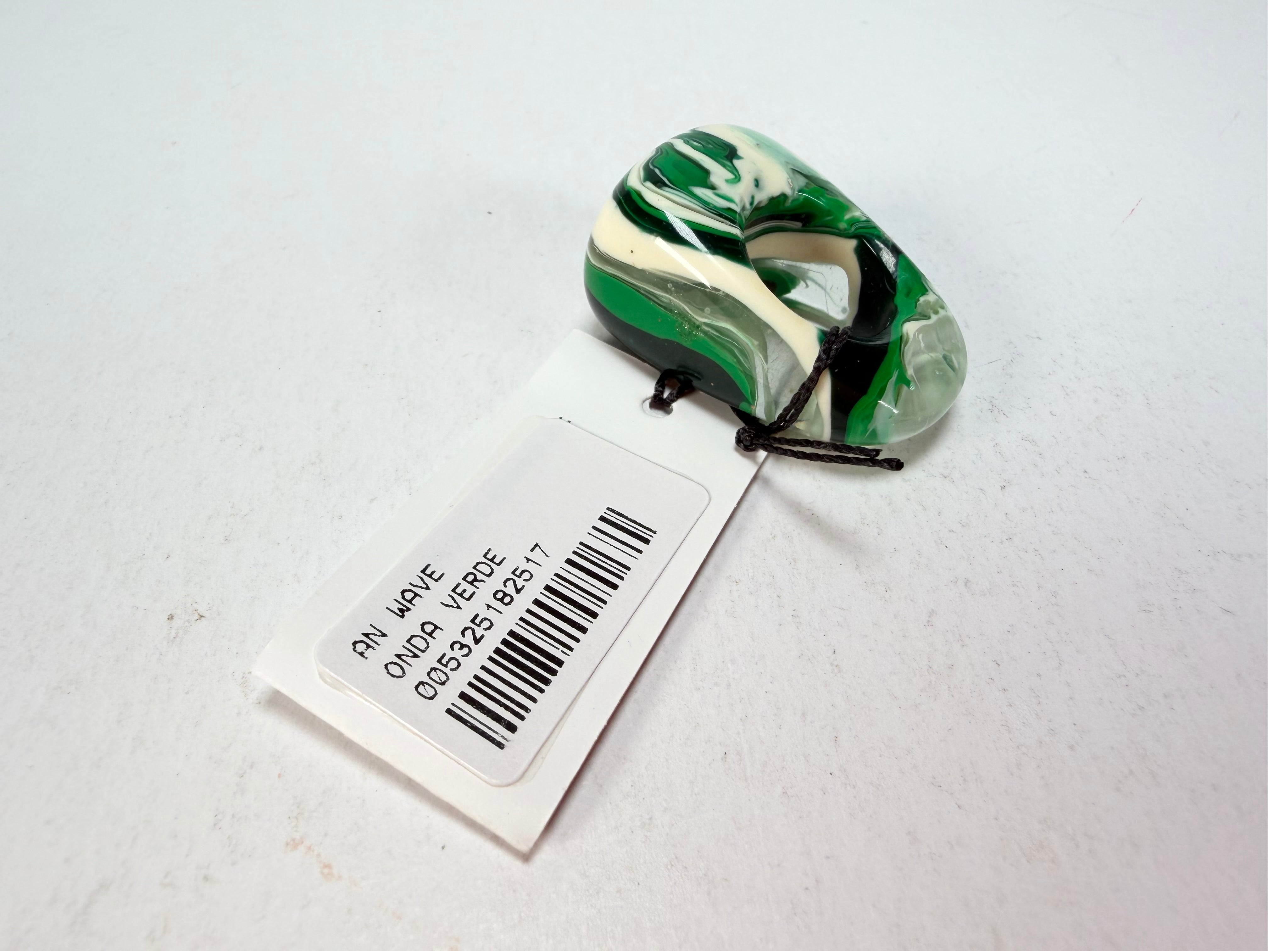 Sobral - Onda Verde "Wave" Green Resin Ring ( 005325 ) - Size UK N / US 7