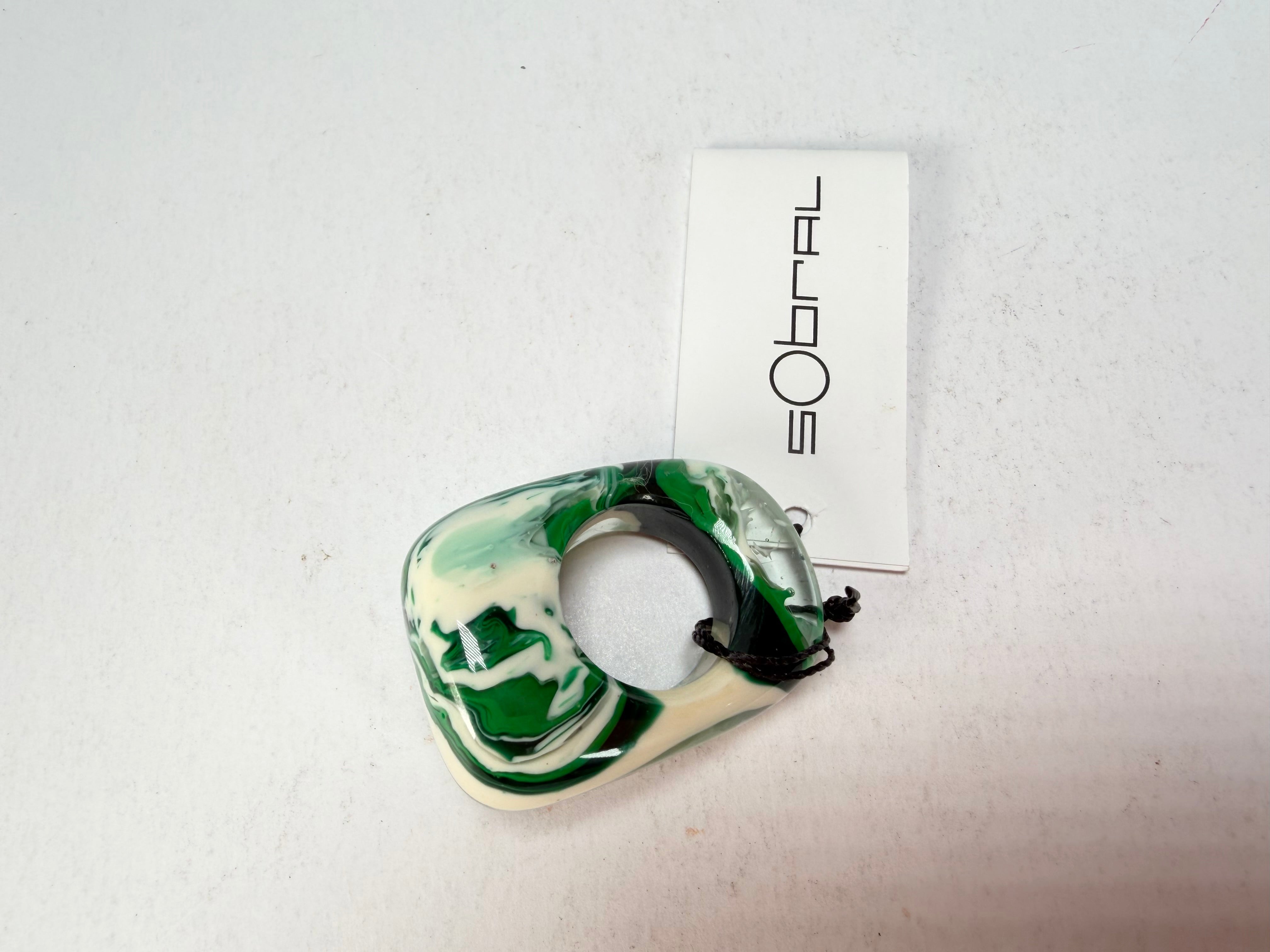 Sobral - Onda Verde "Wave" Green Resin Ring ( 005325 ) - Size UK N / US 7