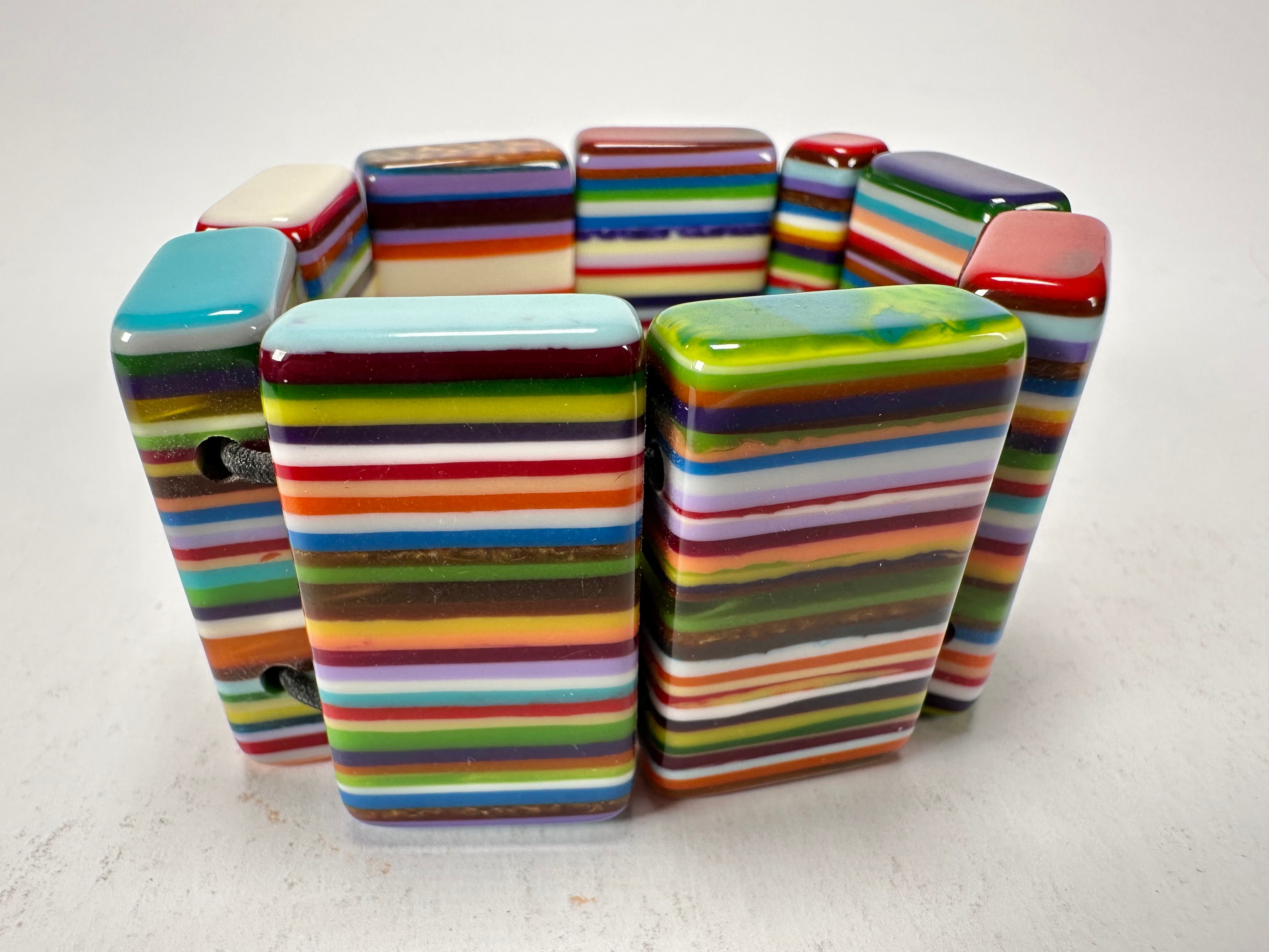 Sobral - Pop Art "8 pçs 1/2" Elasticated Resin Bracelet ( 000376 )