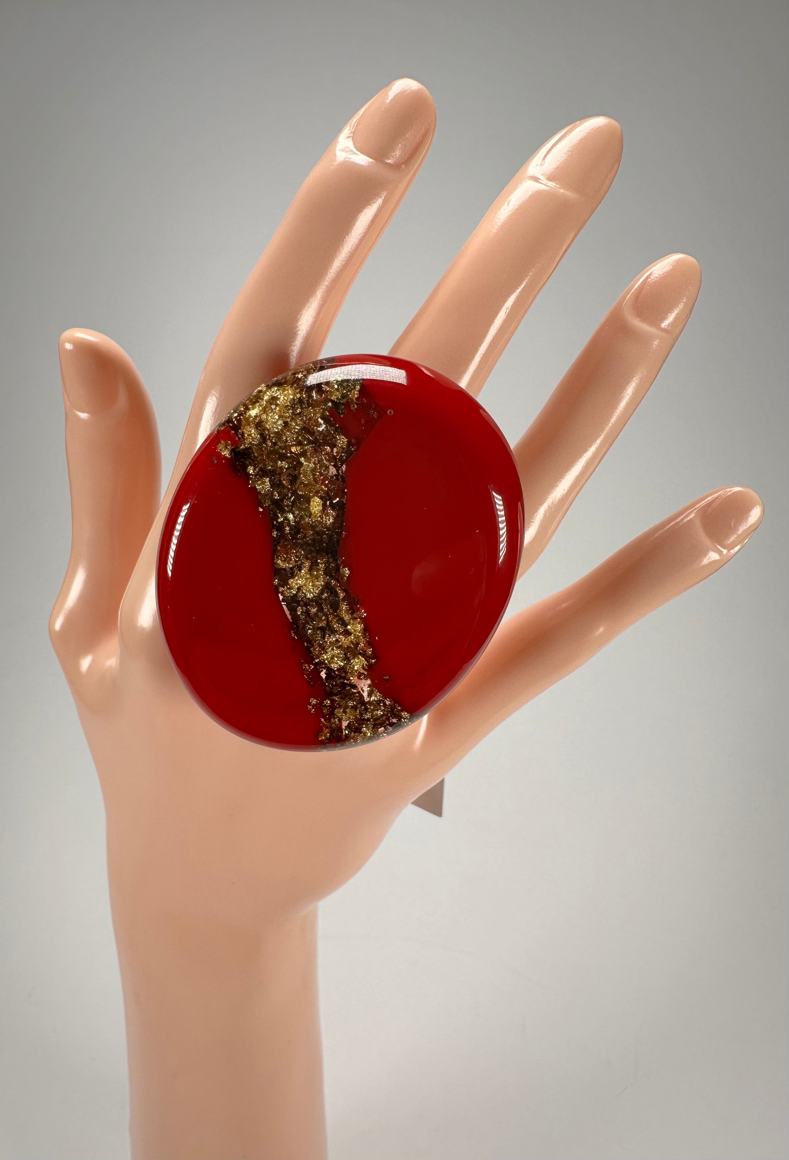 Sobral - Metalique "Munique" Orlando Red Resin Ring ( 005145 ) - Size UK S / US 9