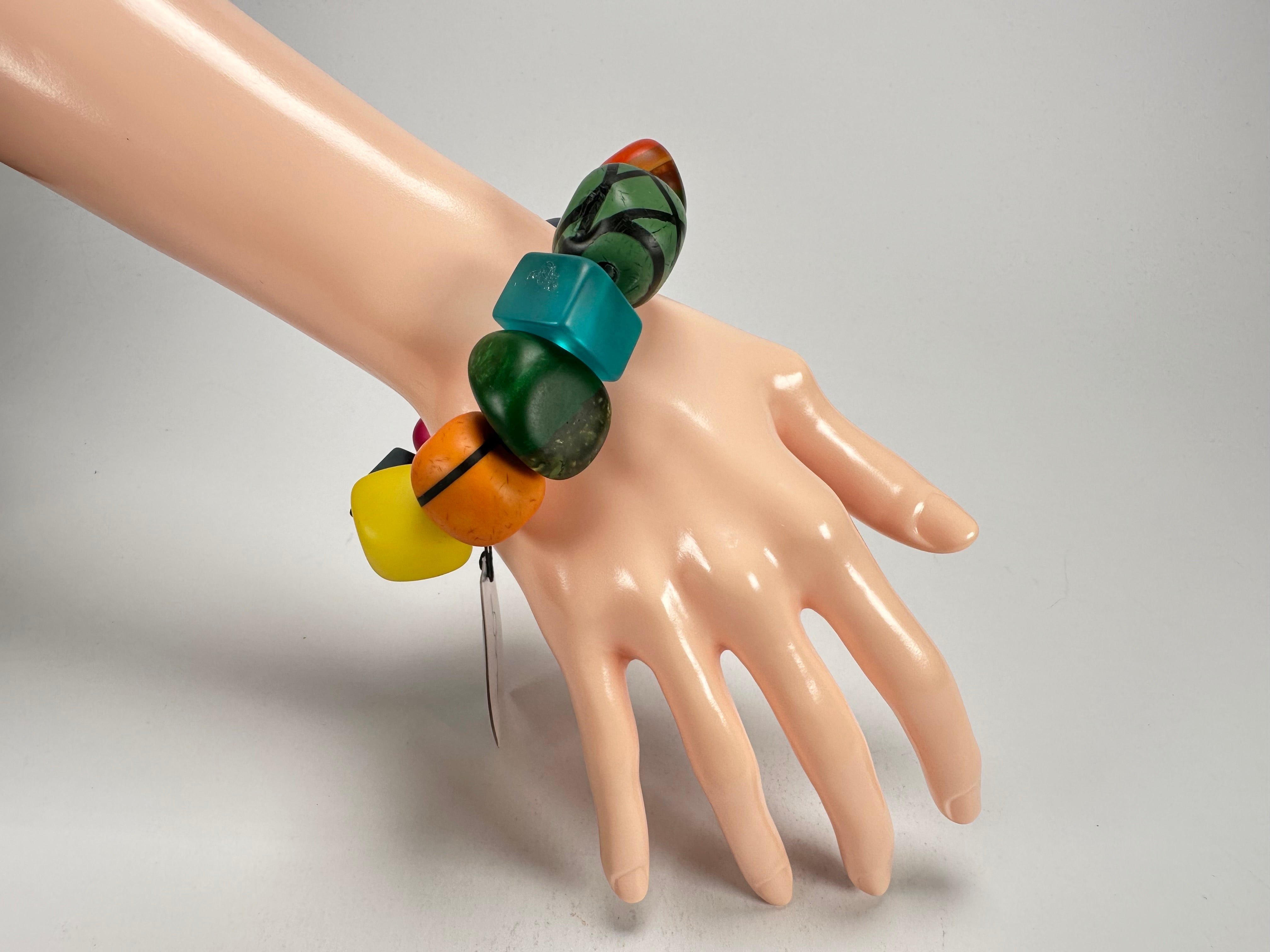 Sobral - Multi-Colour "Indiana" Mix Multicor Elasticated Resin Bracelet ( 000210 )