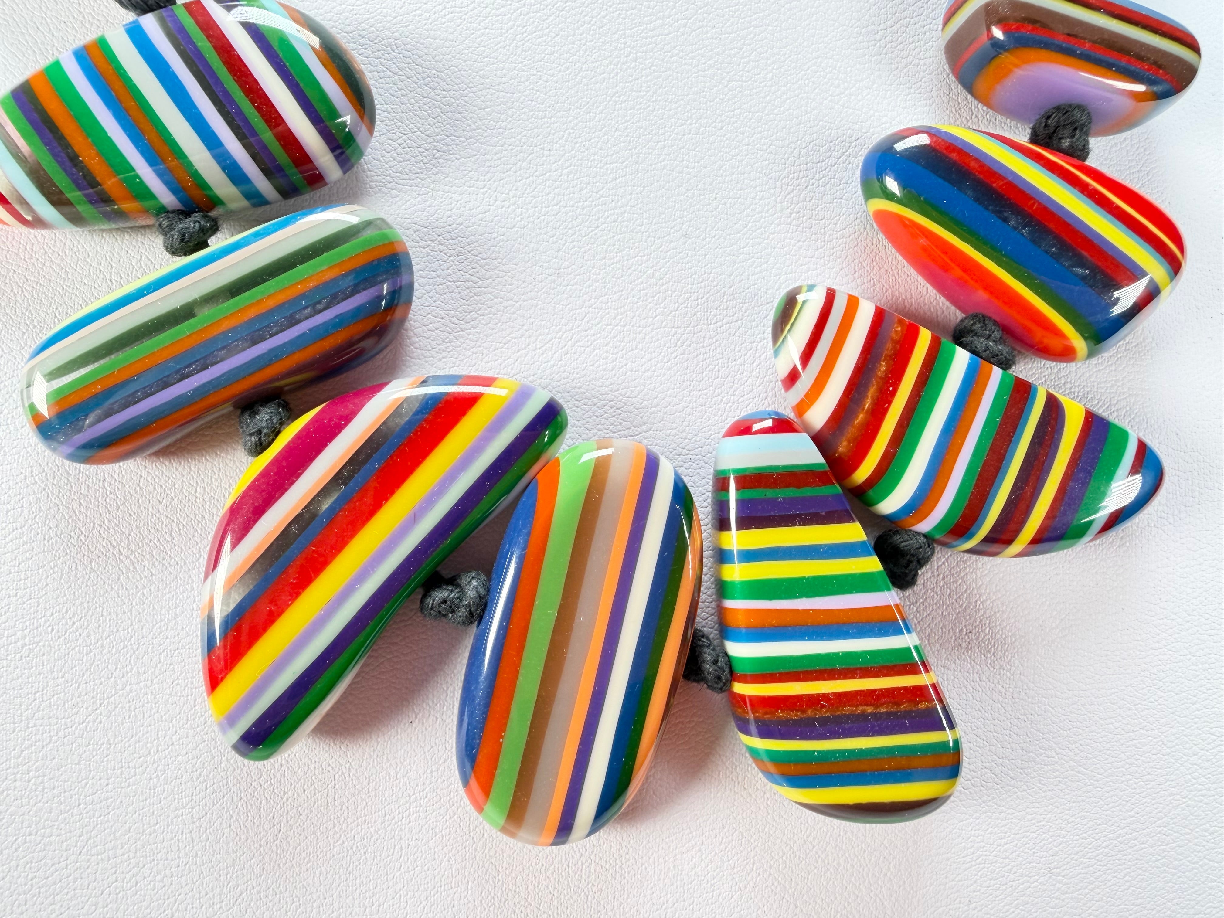 Sobral - Pop Art "Newanderthal" Resin Necklace ( 005257 )