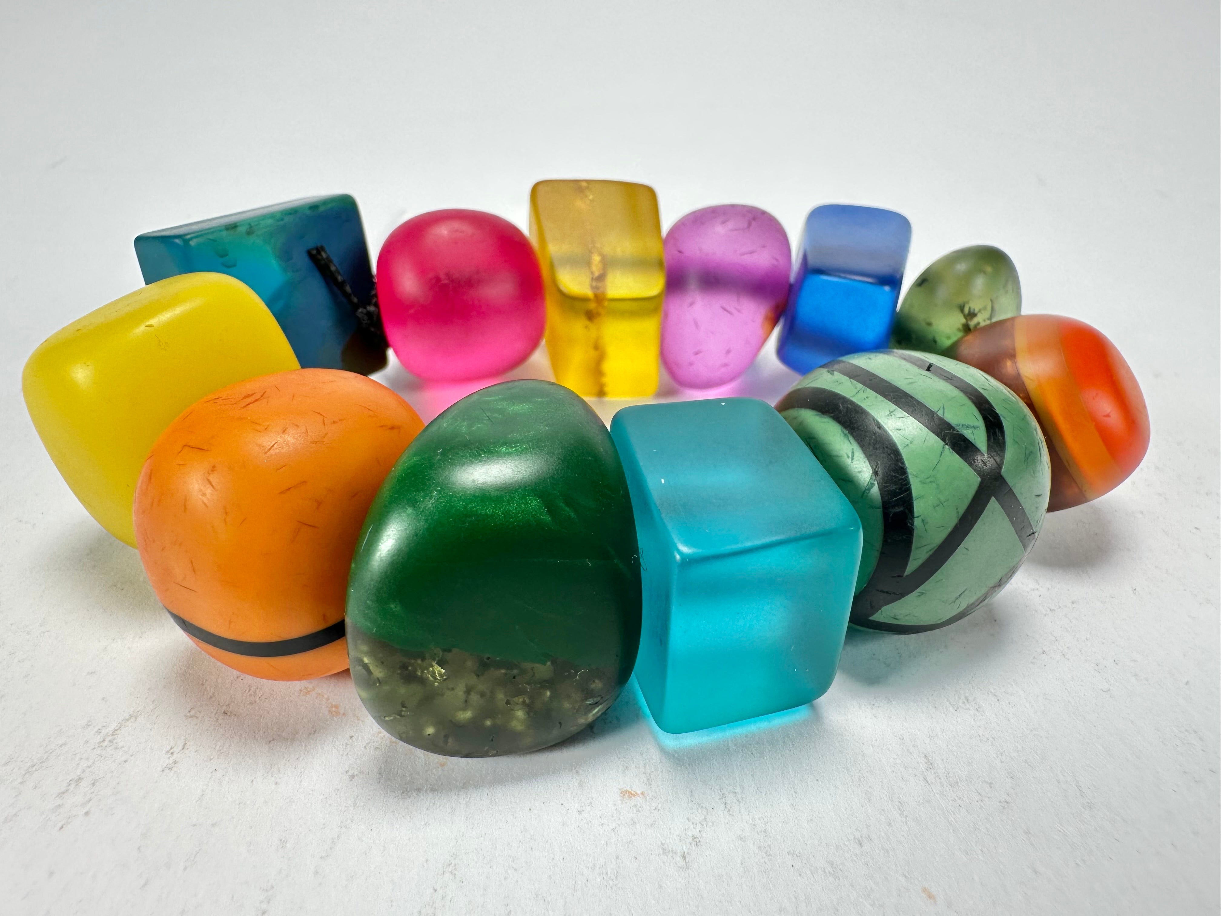 Sobral - Multi-Colour "Indiana" Mix Multicor Elasticated Resin Bracelet ( 000210 )