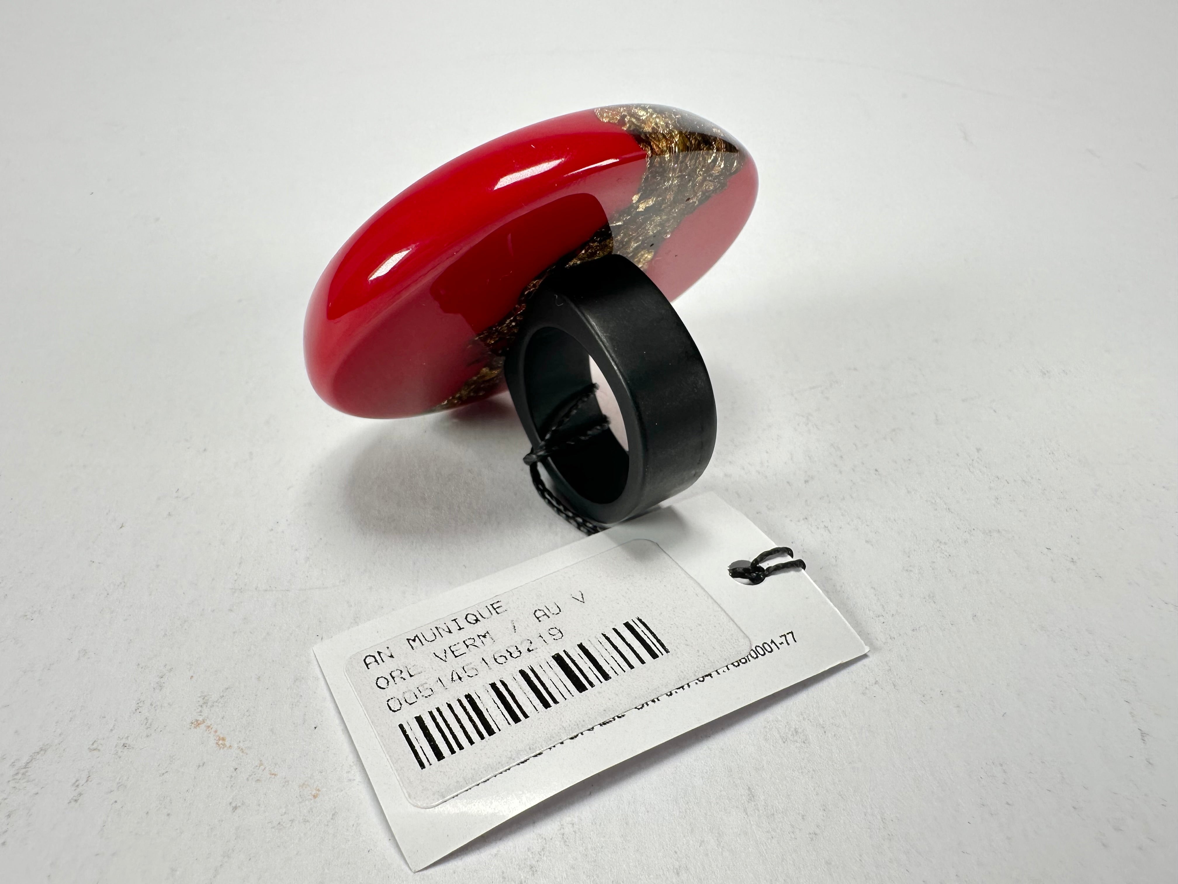 Sobral - Metalique "Munique" Orlando Red Resin Ring ( 005145 ) - Size UK S / US 9