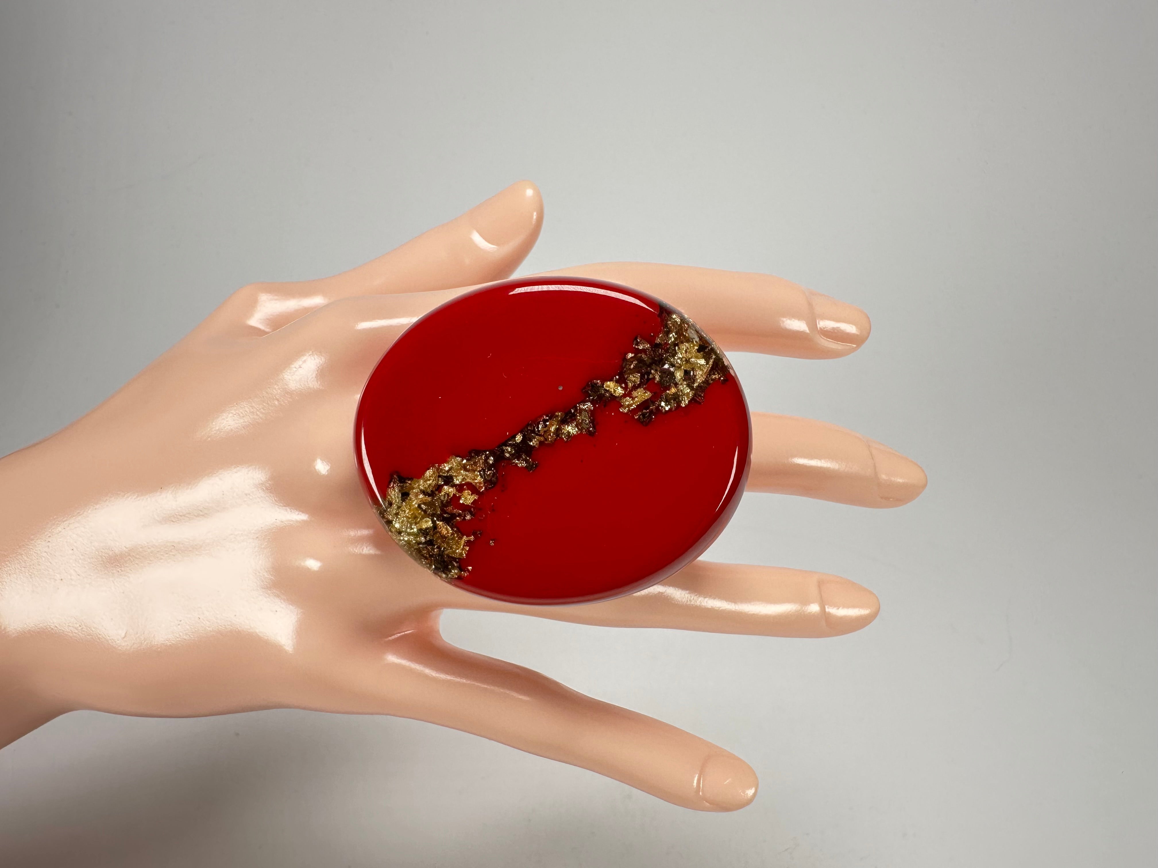 Sobral - Metalique "Munique" Orlando Red Resin Ring ( 005145 ) - Size UK U / US 10.5