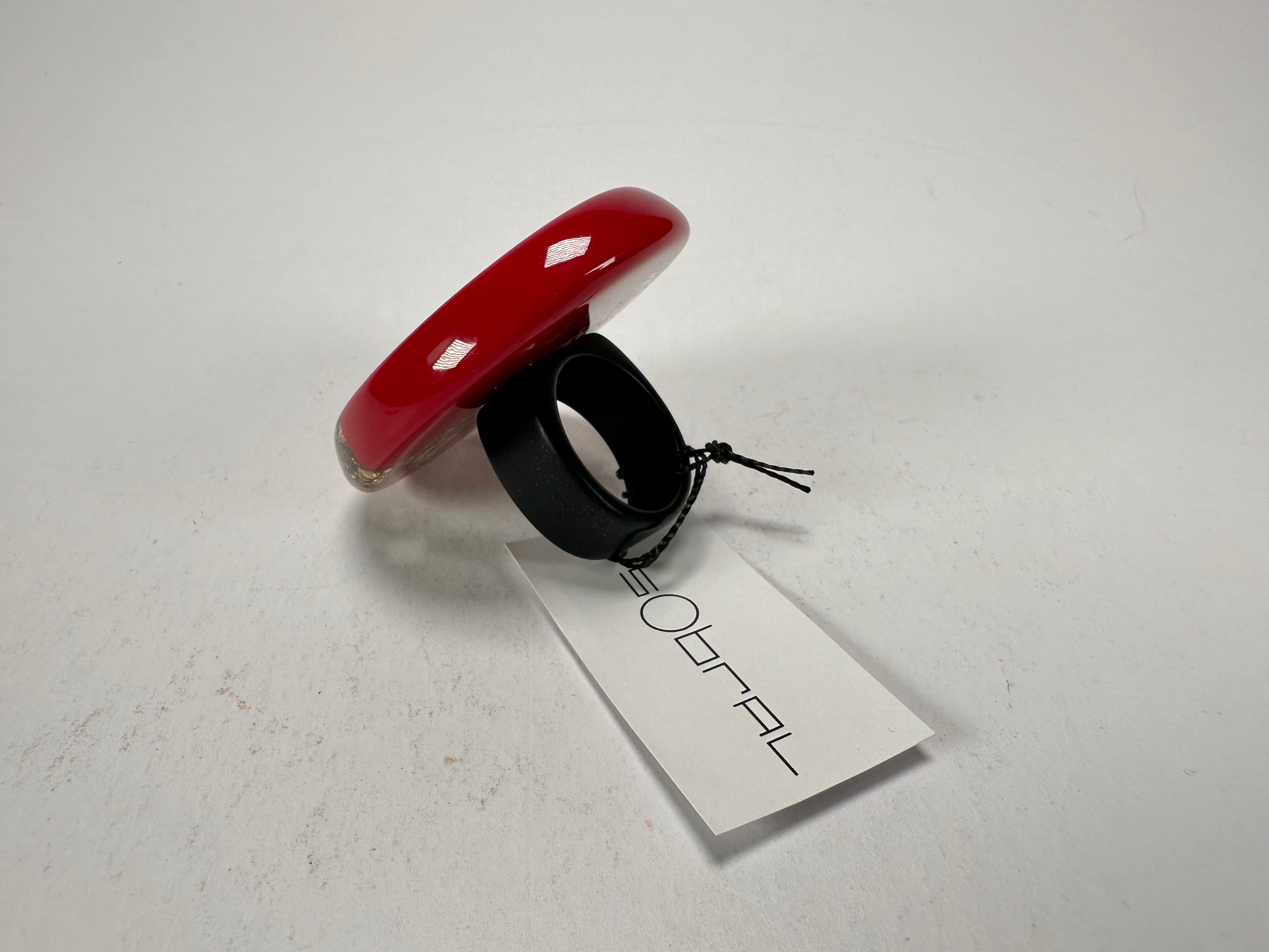 Sobral - Metalique "Munique" Orlando Red Resin Ring ( 005145 ) - Size UK U / US 10