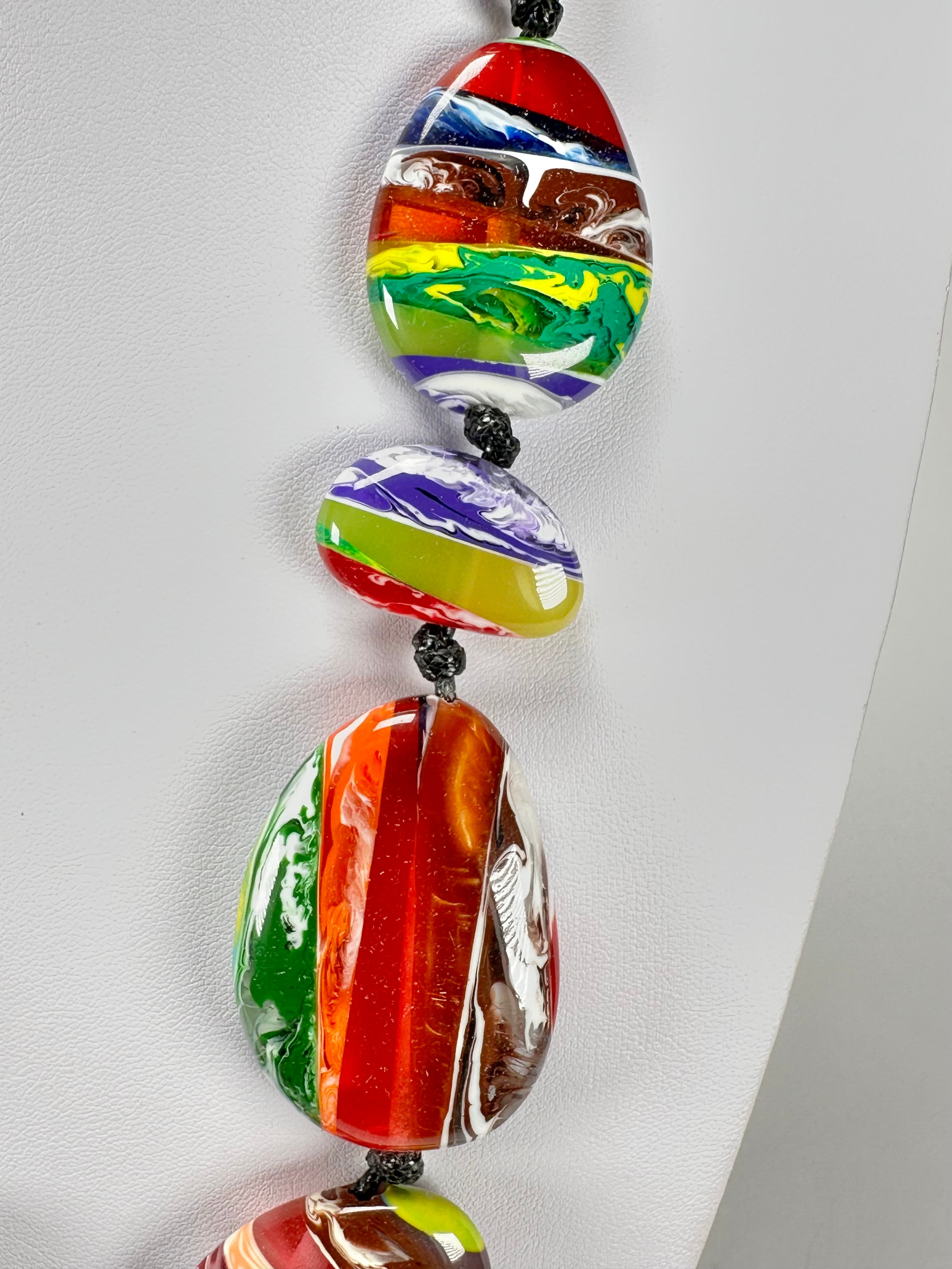 Sobral - Multi-Colour "Onda Lisi" Resin Necklace ( 004578 )