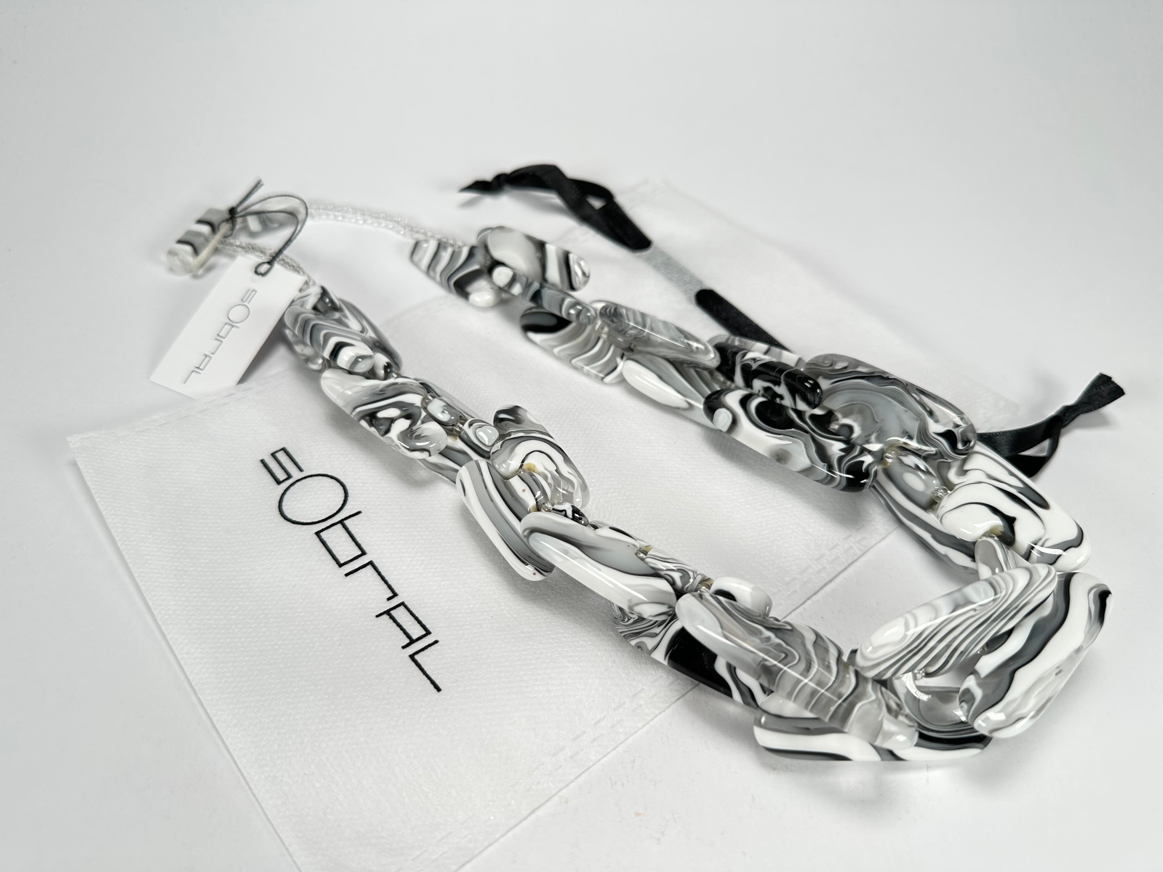 Sobral - Onda Gelo "Clark" Resin Necklace ( 005445 )