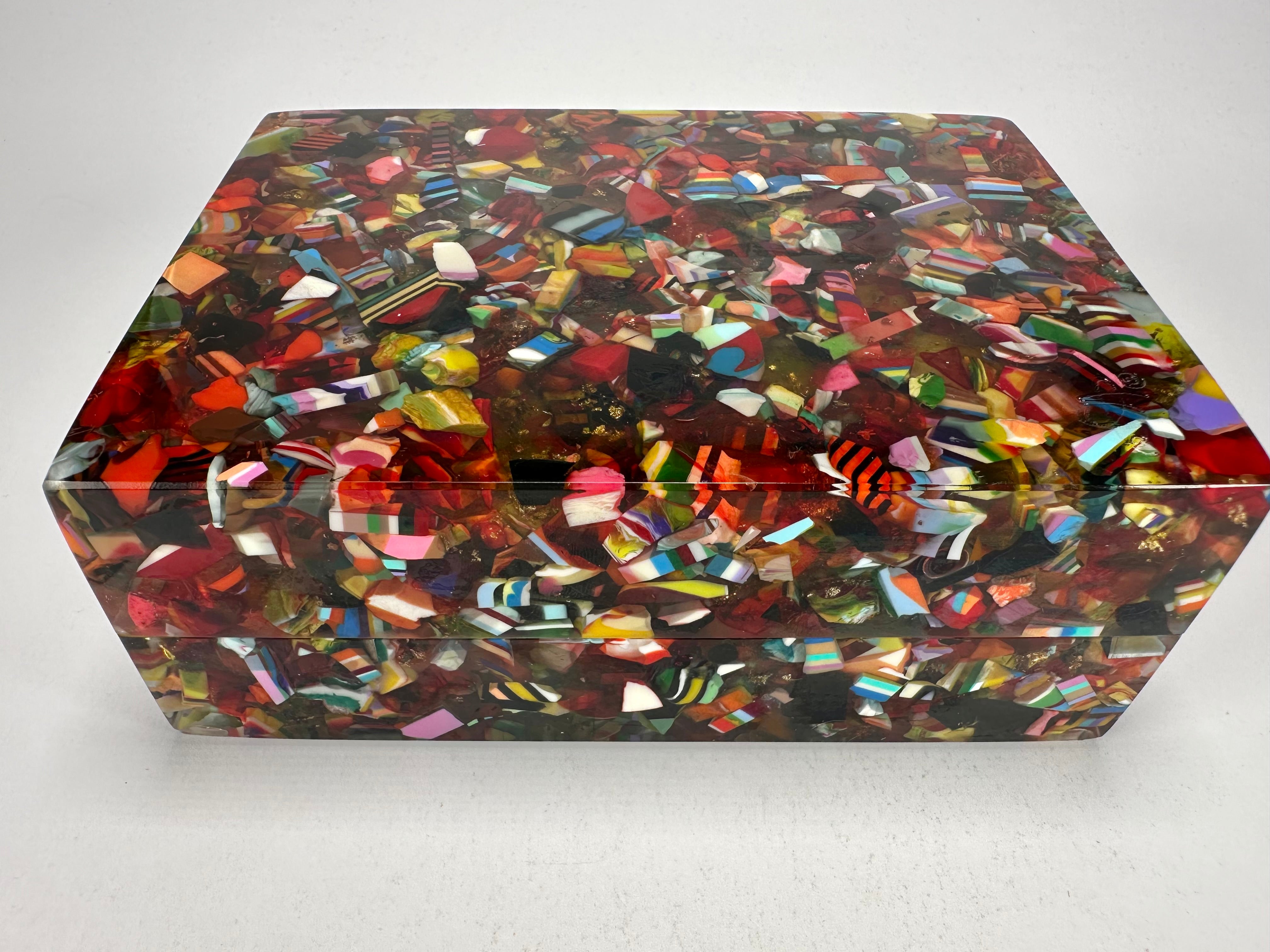 Sobral - Past Present "Encapsulada" Encapsulated Pieces Resin Jewellery Box ( 000303 )