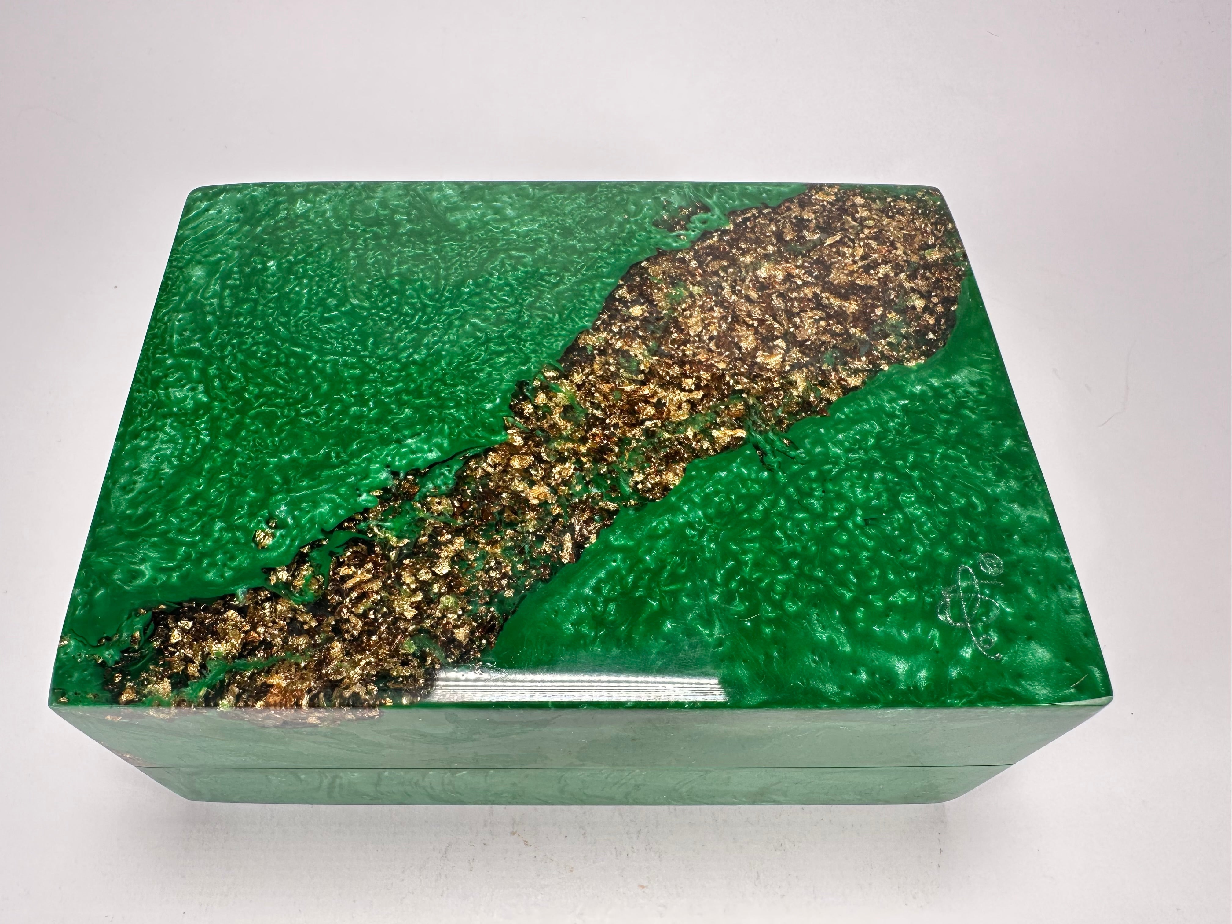 Sobral - Metalique Orlando "Encapsulada" Green & Gold Resin Jewellery Box ( 000303 )