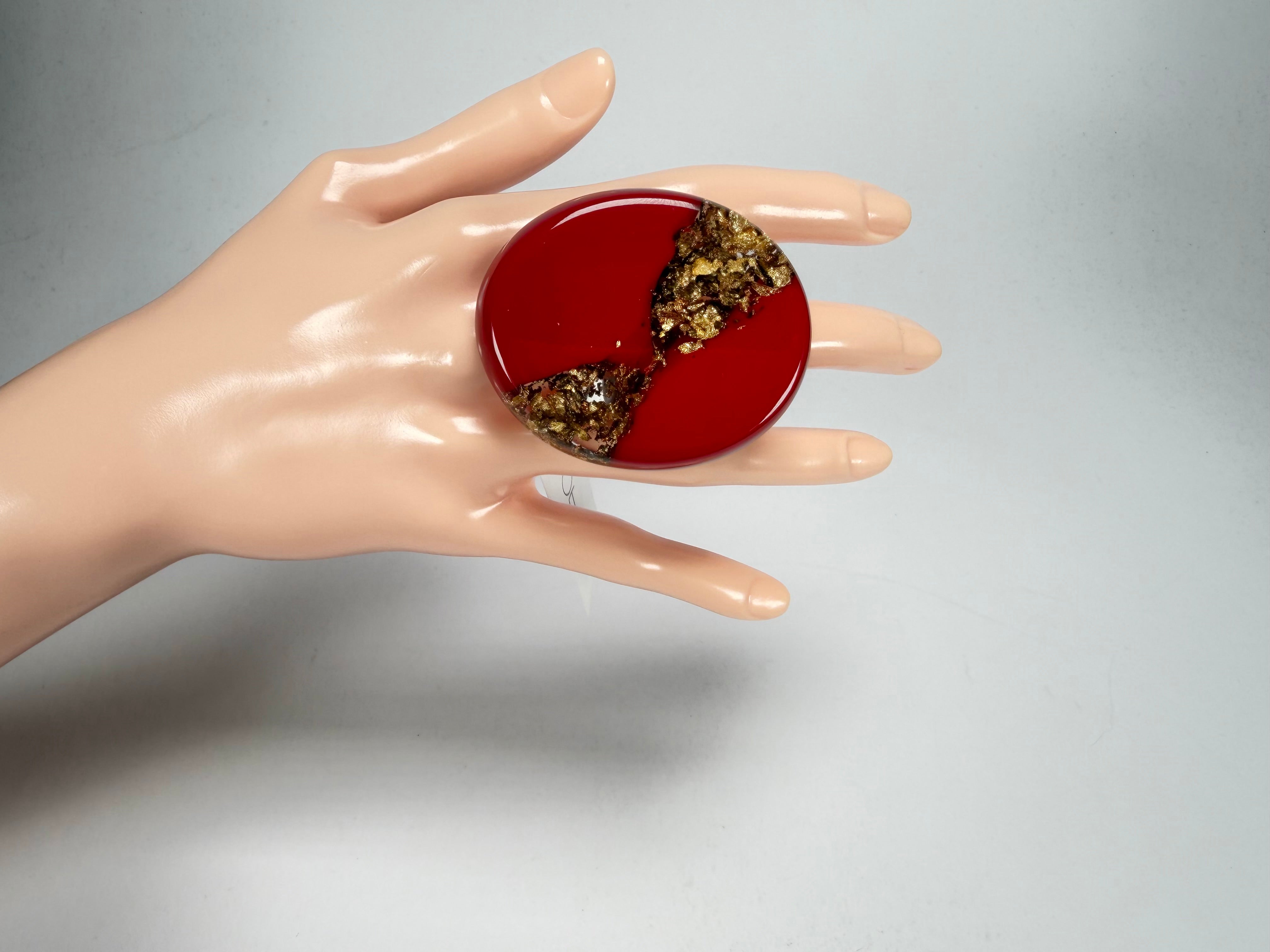 Sobral - Metalique "Munique" Orlando Red Resin Ring ( 005145 ) - Size UK U / US 10