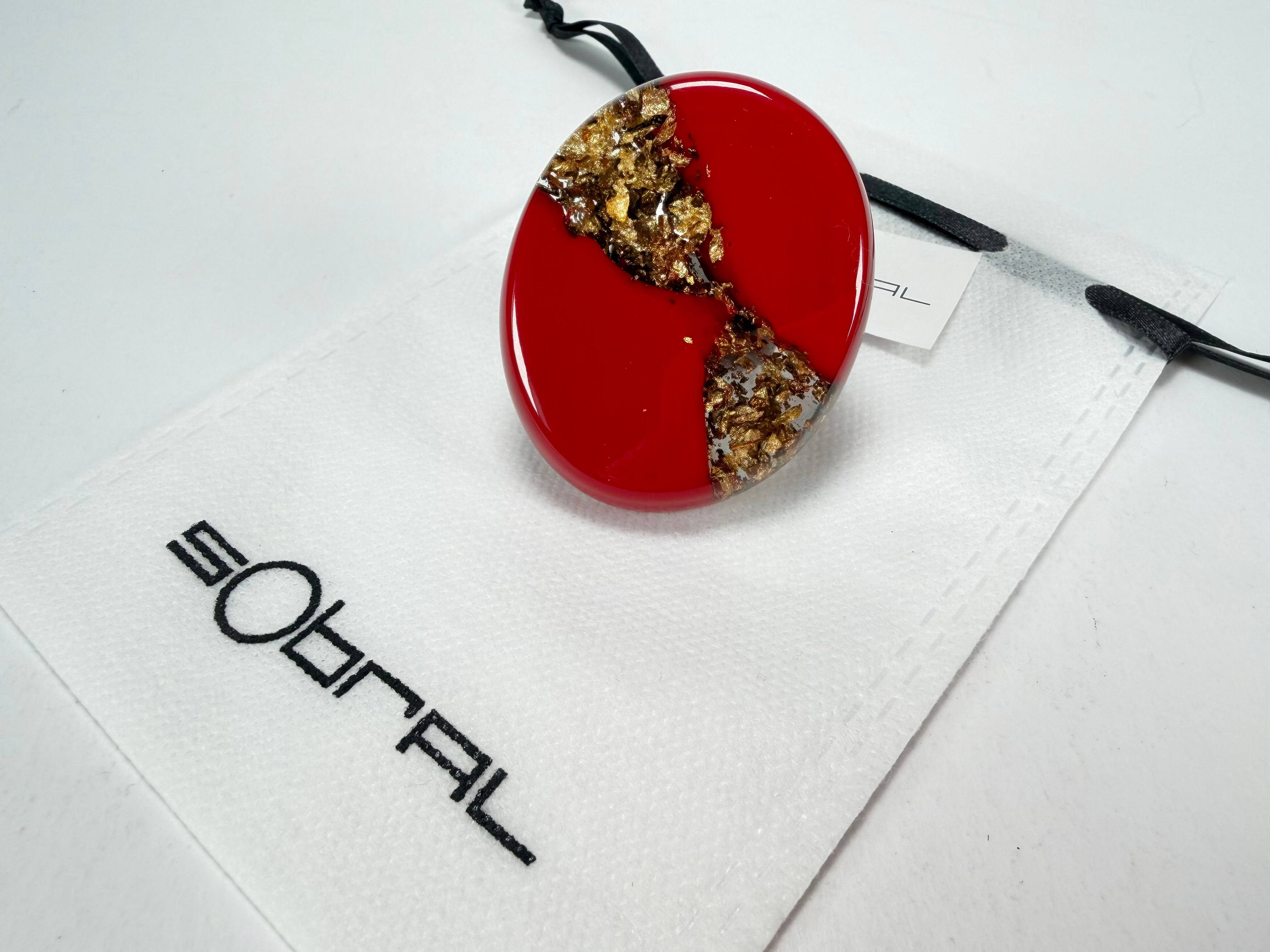 Sobral - Metalique "Munique" Orlando Red Resin Ring ( 005145 ) - Size UK U / US 10