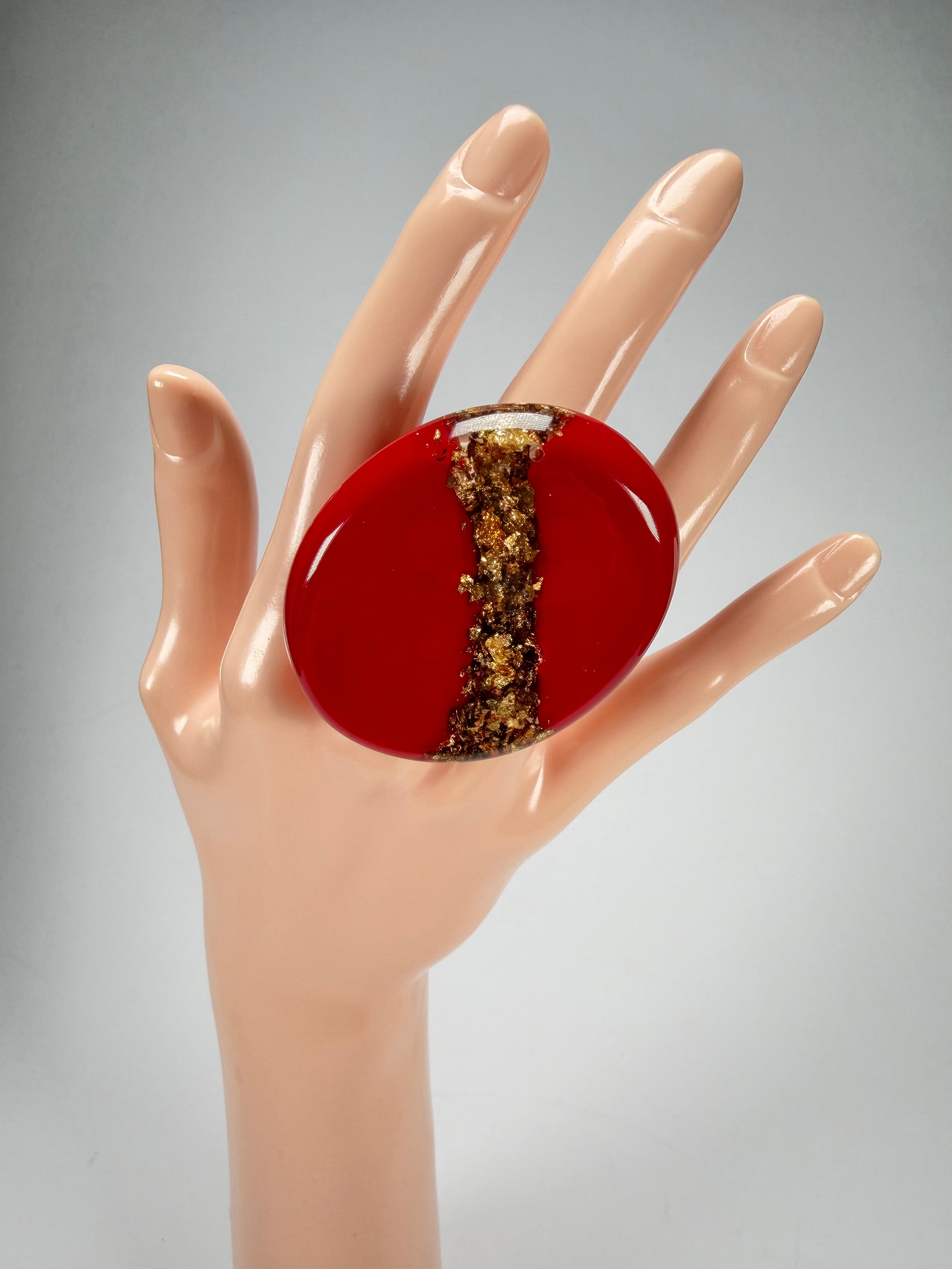 Sobral - Metalique "Munique" Orlando Red Resin Ring ( 005145 ) - Size UK U / US 10