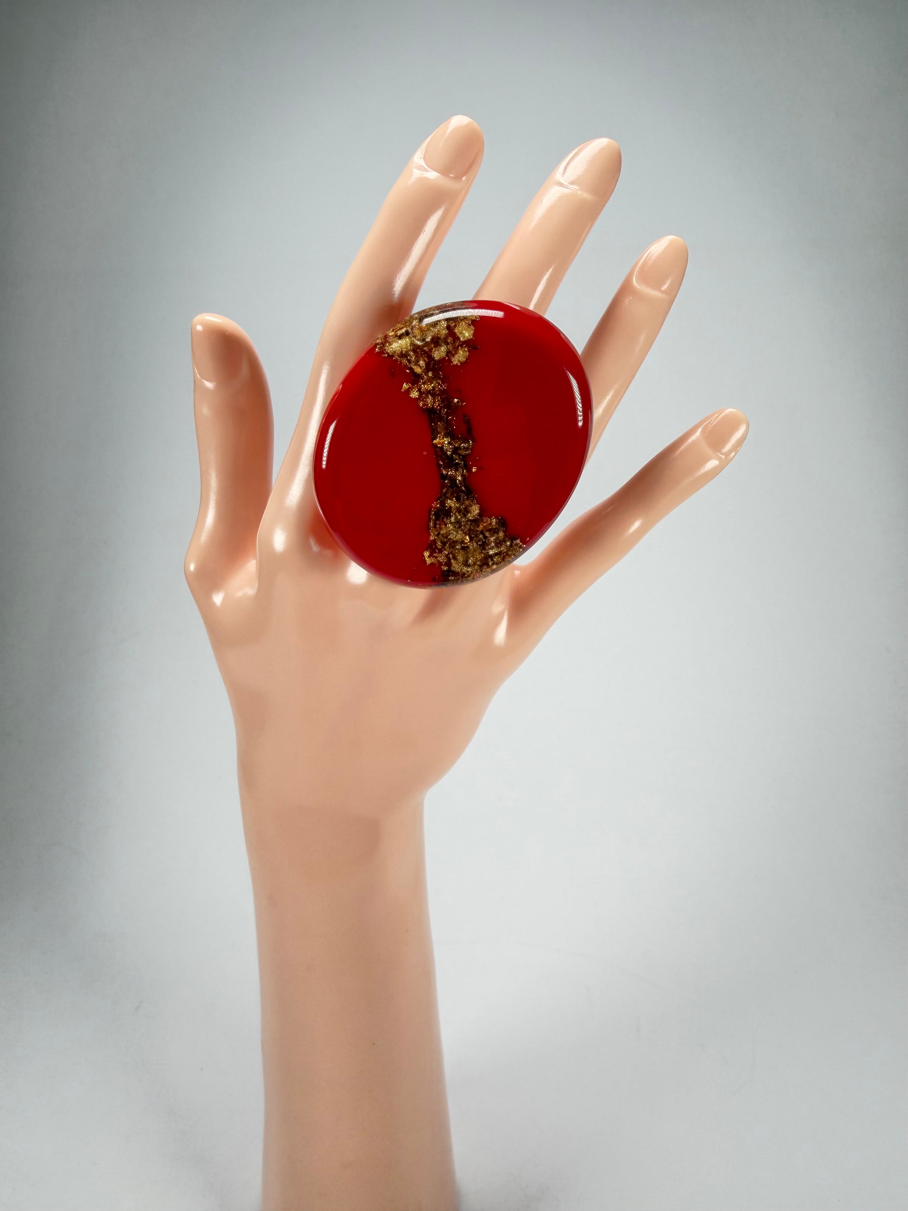 Sobral - Metalique "Munique" Orlando Red Resin Ring ( 005145 ) - Size UK V / US 10.5