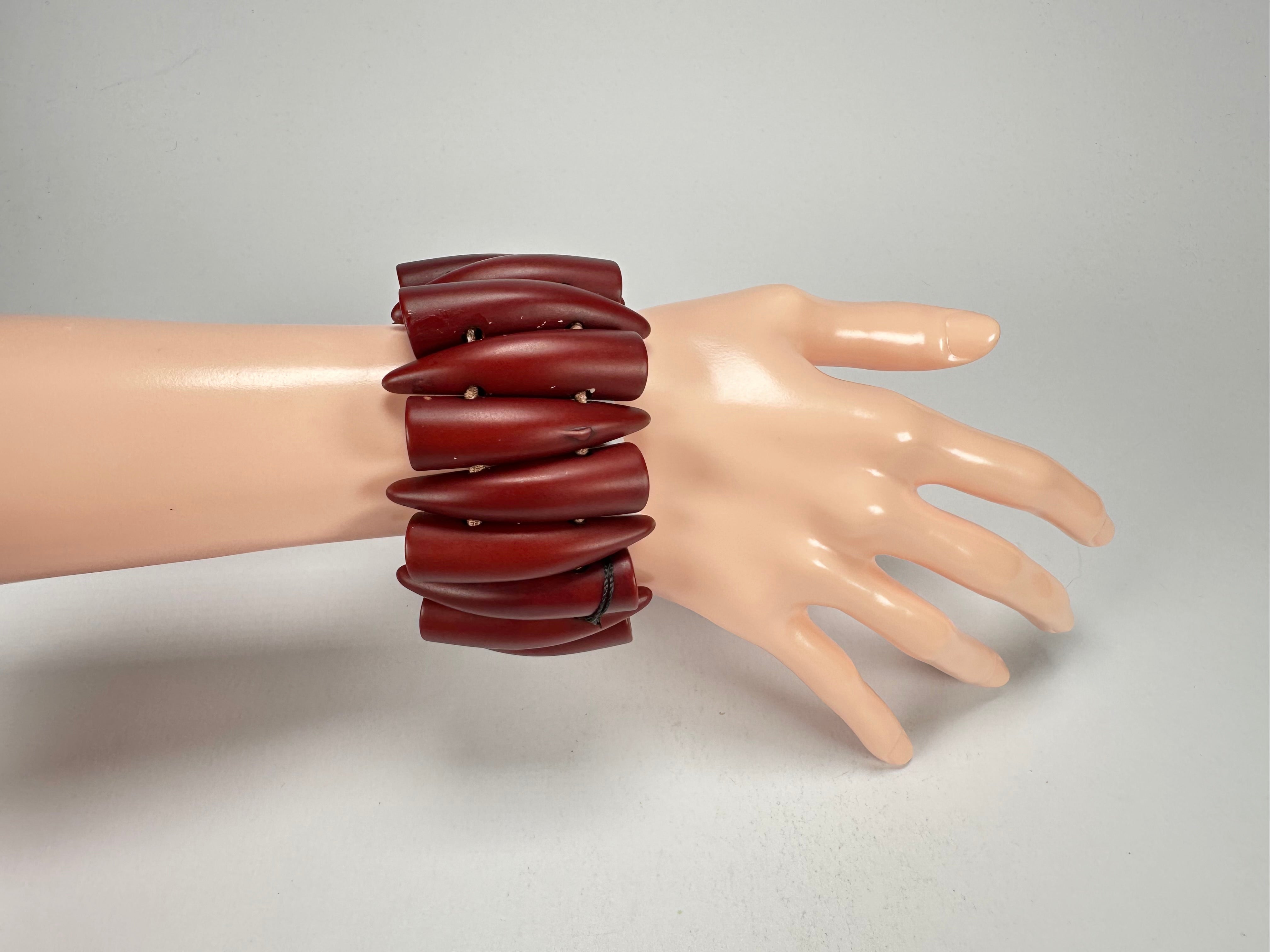 Sobral - "Tusk" Studio Creation Dark Red Elasticated Resin Bracelet ( 000000 )
