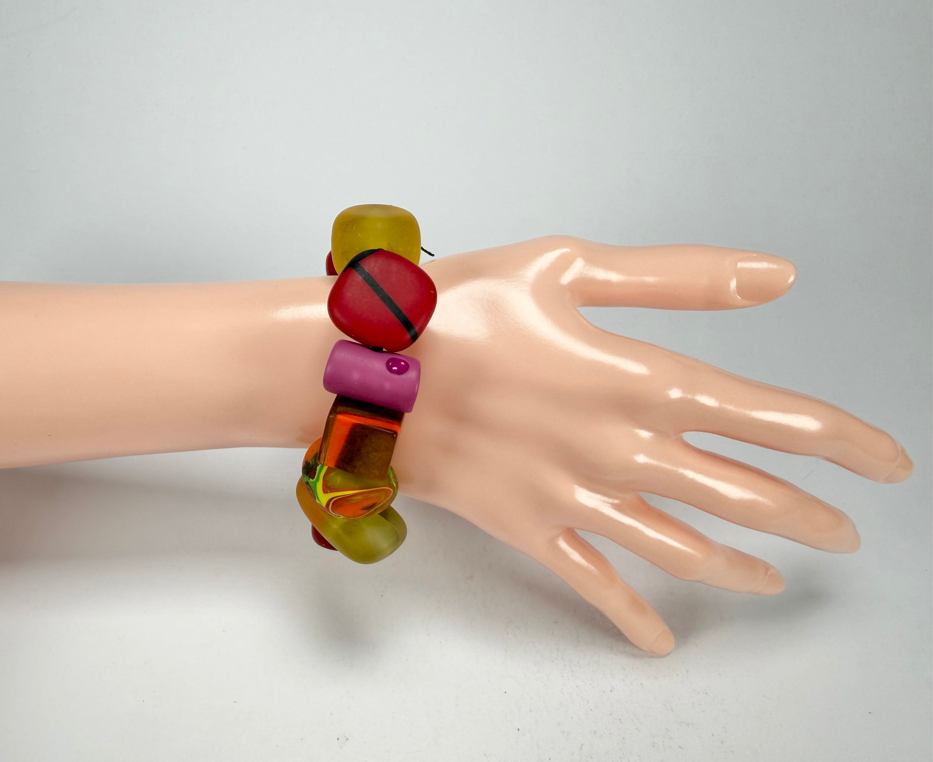 Sobral - Multi-Colour "Indiana" Mix Multicor Elasticated Resin Bracelet ( 000210 )
