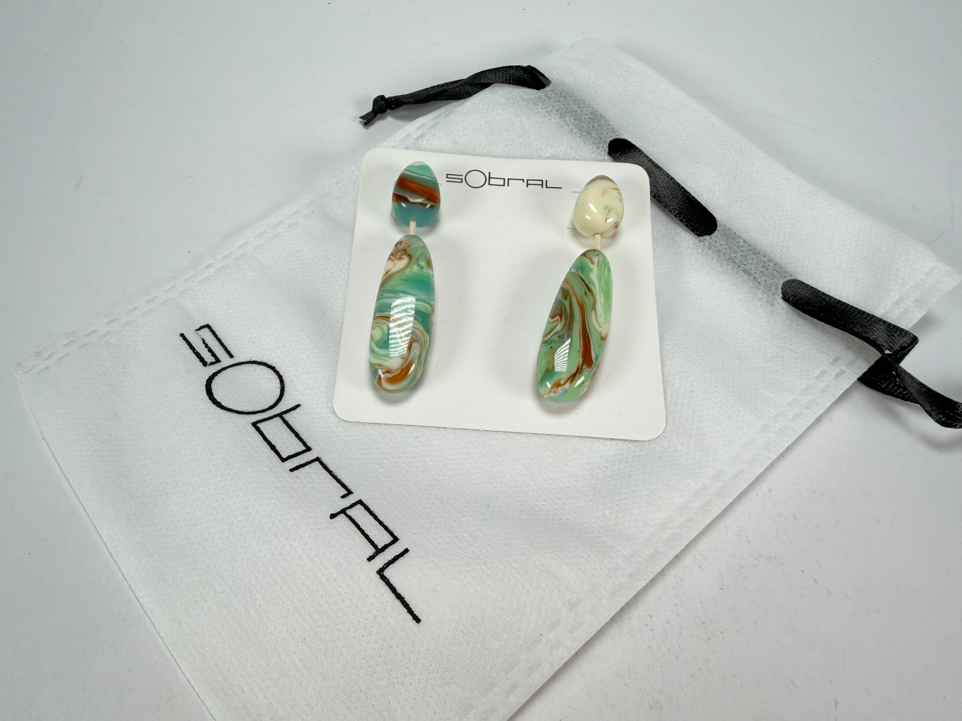 Sobral - Eteria "Caillou" Resin Earrings ( 005427 )