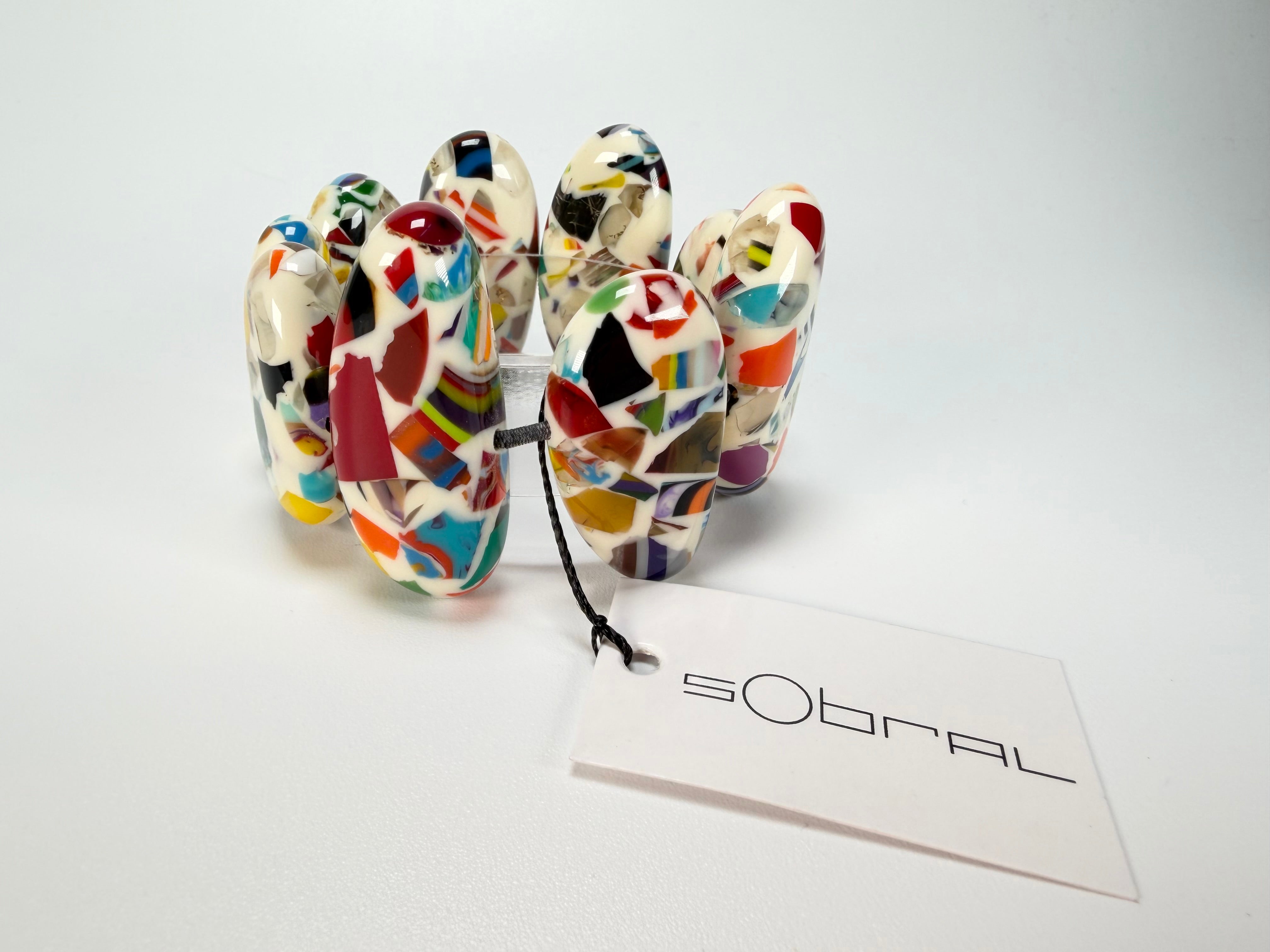 Sobral - Caillou Marfim "Onda" Elasticated Resin Bracelet ( 005329 )