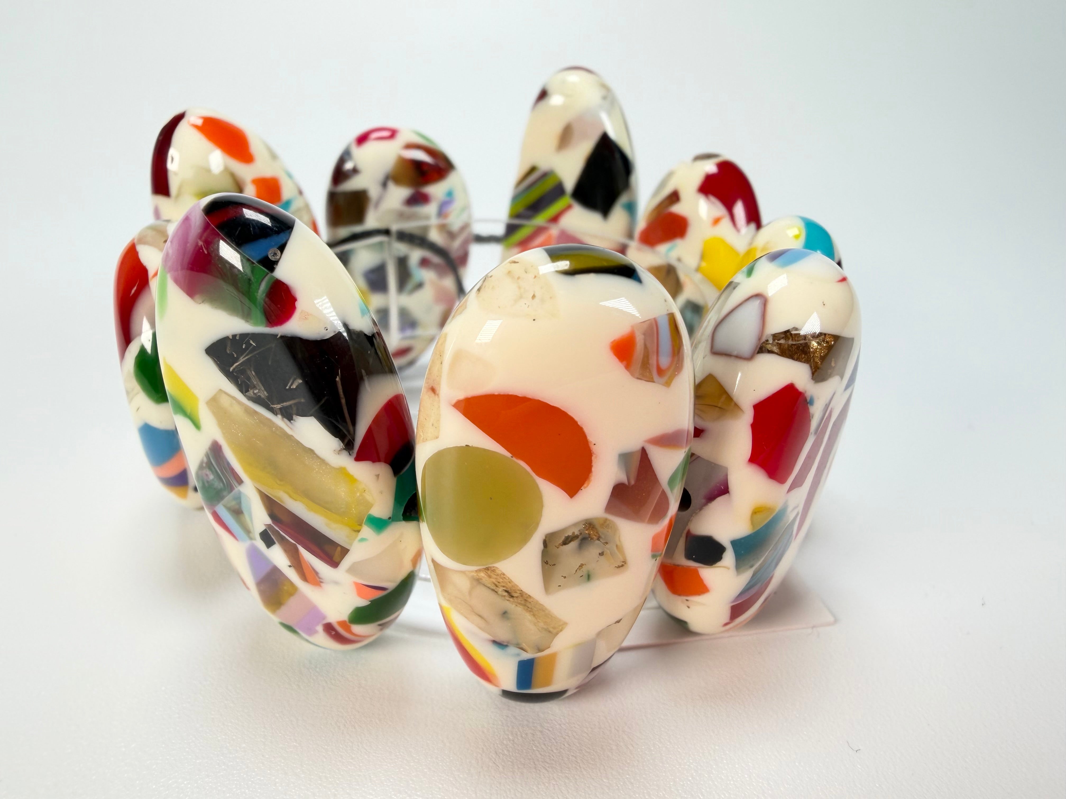 Sobral - Caillou Marfim "Onda" Elasticated Resin Bracelet ( 005329 )
