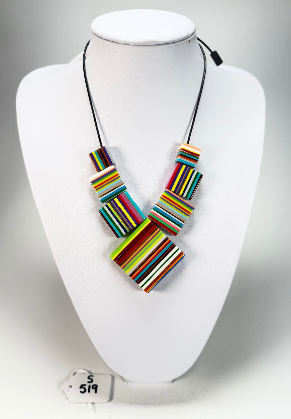 Sobral - Pop Art "Jackson" Resin Necklace ( 004295 )
