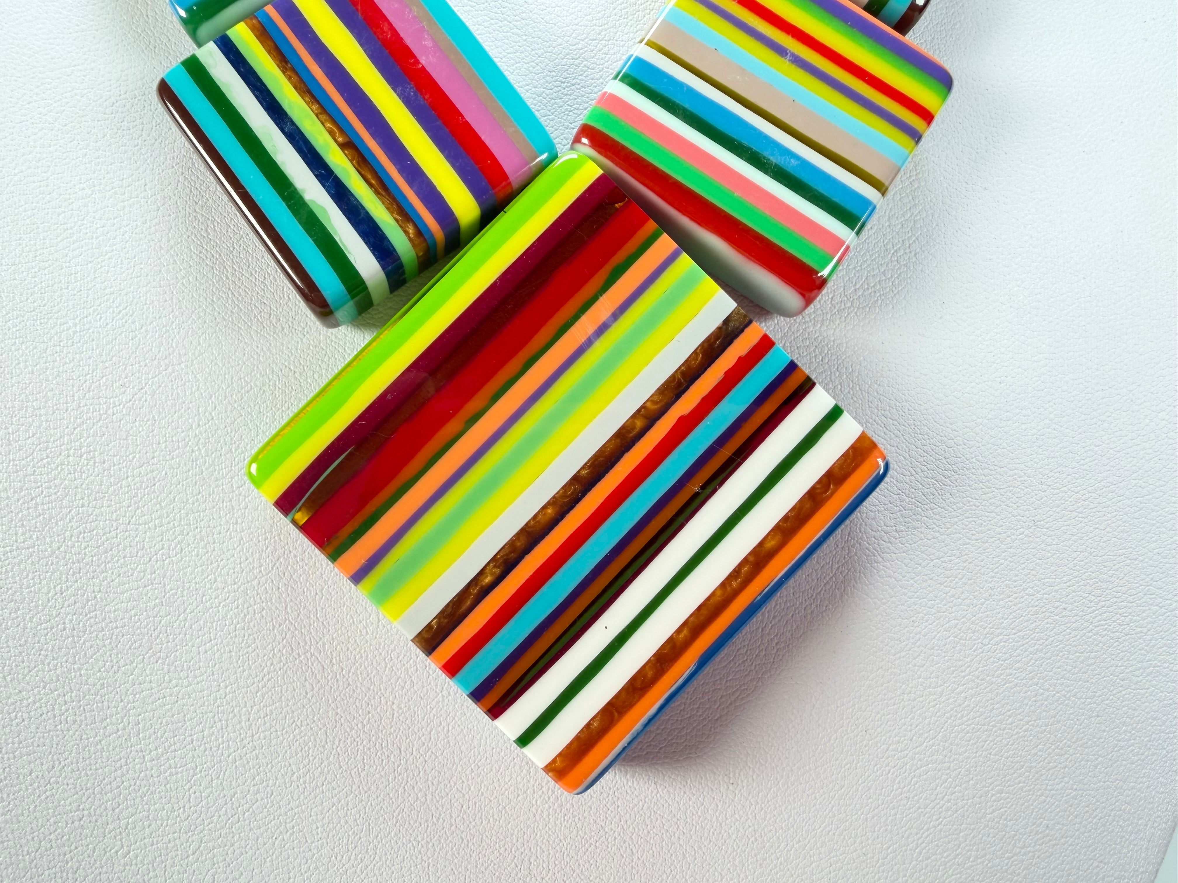 Sobral - Pop Art "Jackson" Resin Necklace ( 004295 )