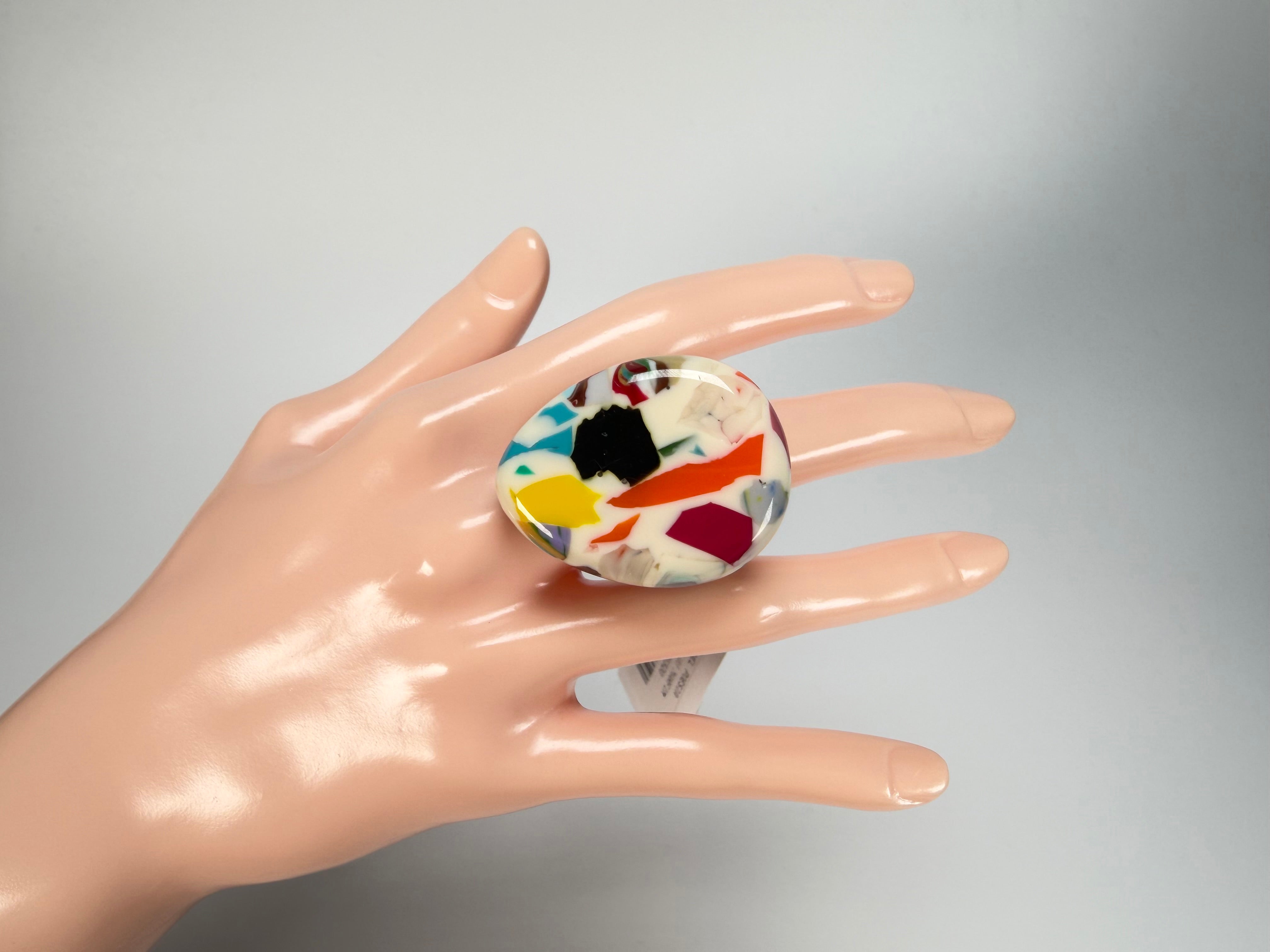 Sobral - Caillou Marfim "Poesia" Resin Ring ( 003597 ) - Size UK U  / US 10.5