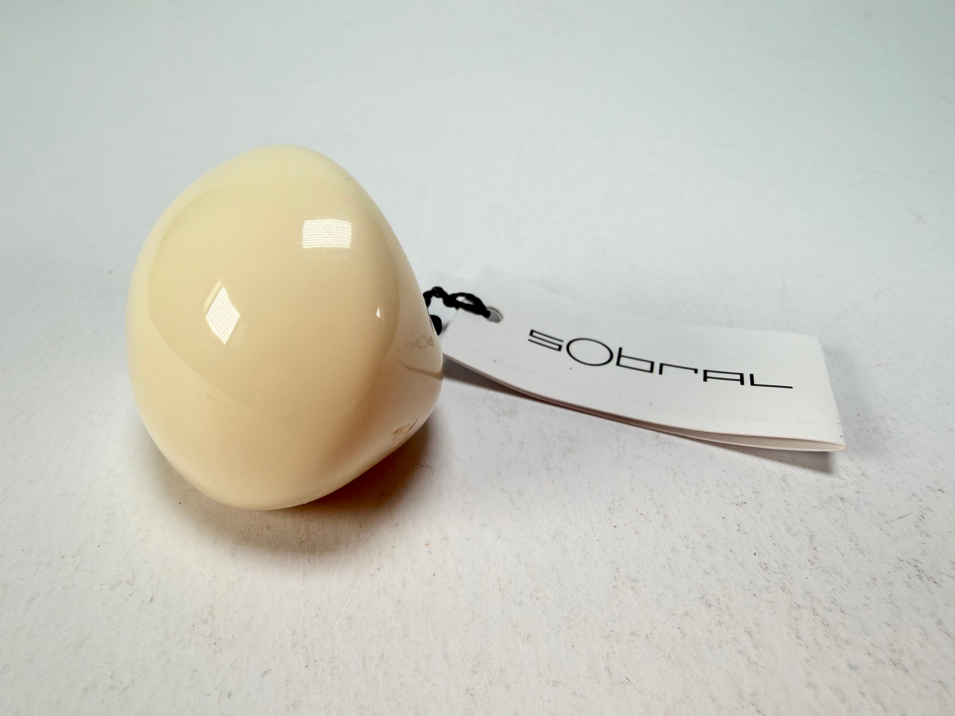 Sobral - Mix 2023 "Sintonia" Marfim Cream Resin Ring ( 003598 ) - Size UK M / US 6