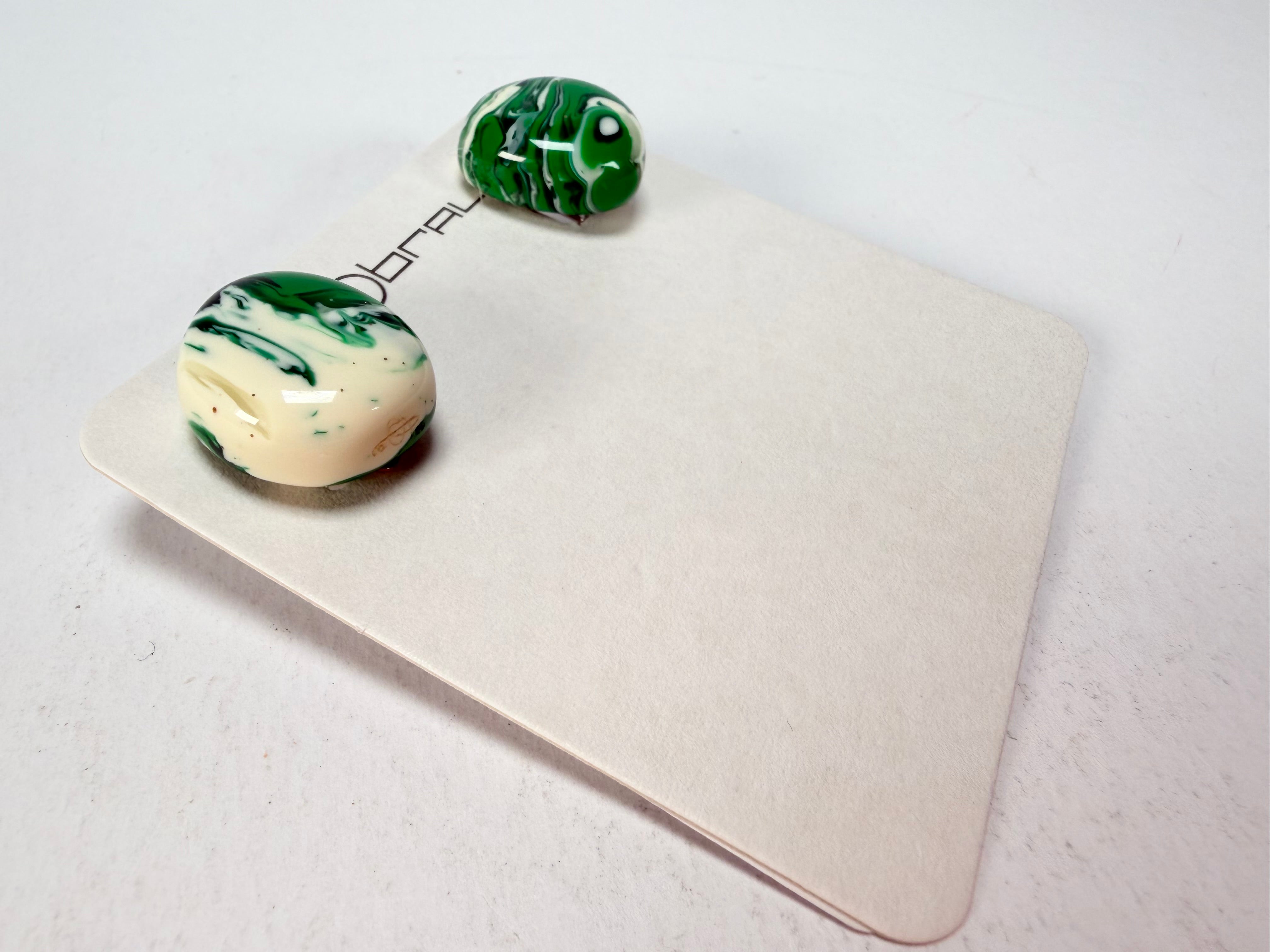 Sobral - Onda Verde "Wave" Green Resin Clip On Earrings ( 005331 )