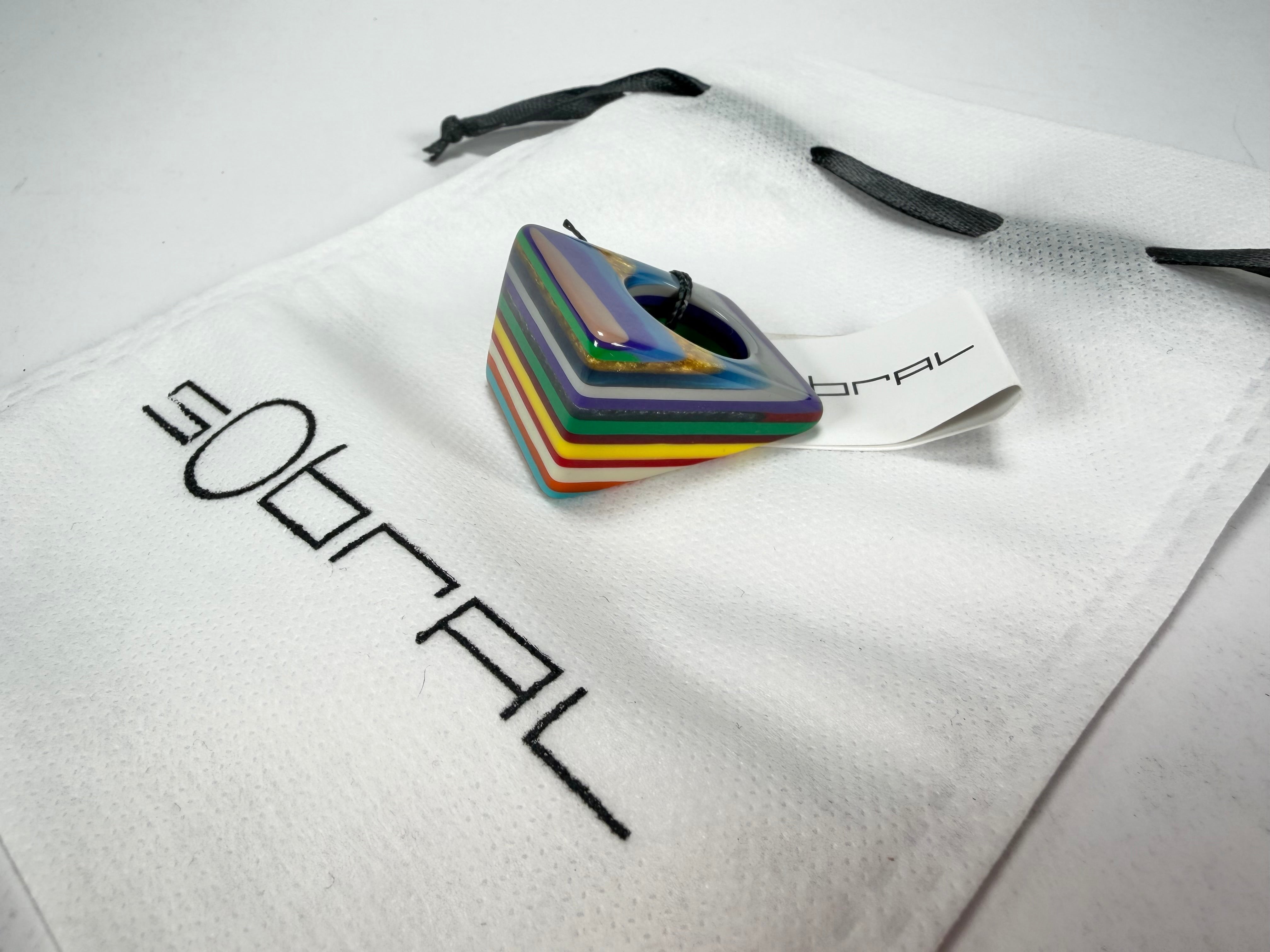 Sobral - Pop Art "Carre" Resin Ring ( 001828 ) - Size UK O / US 7