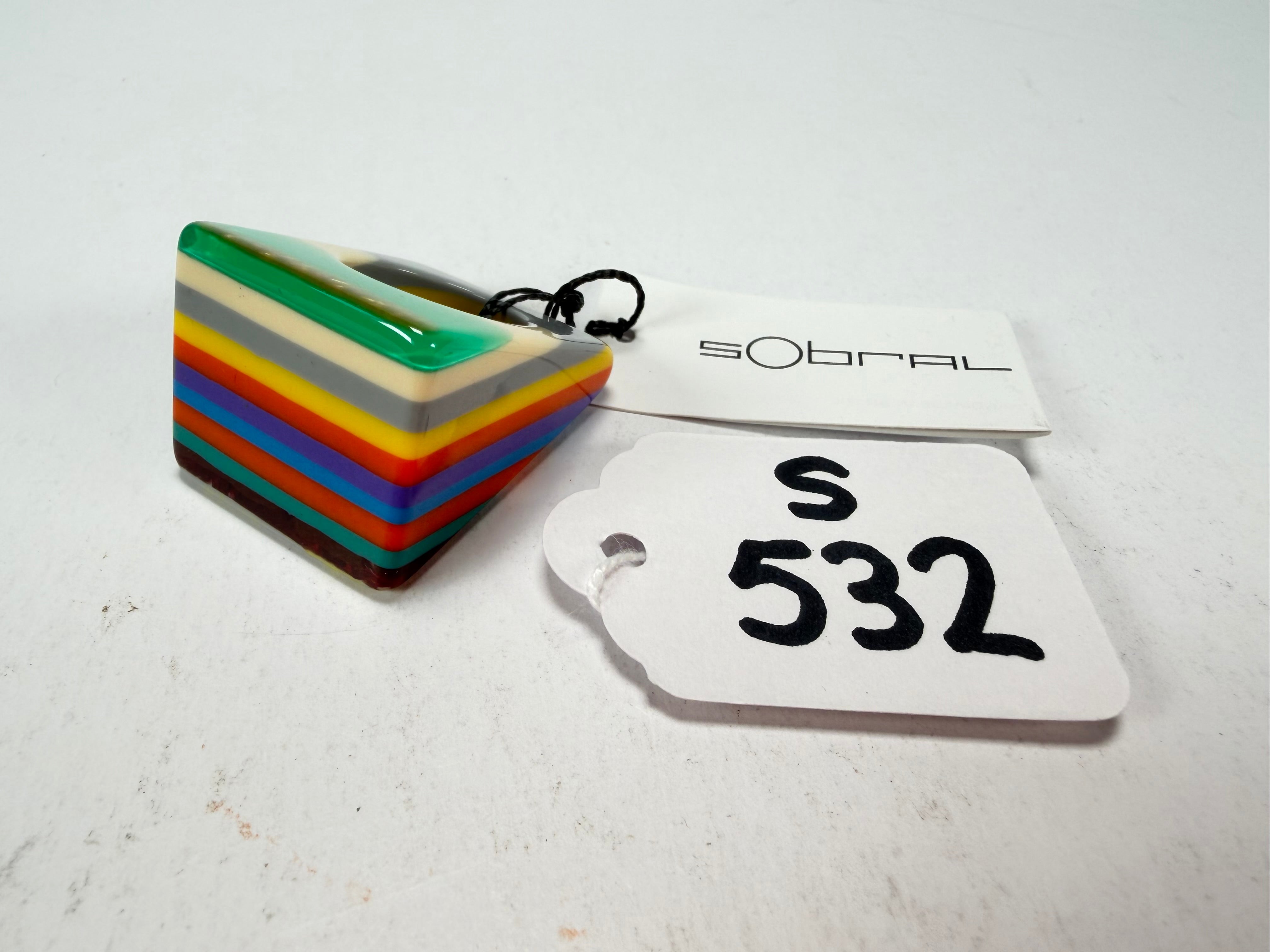 Sobral - Pop Art "Carre" Resin Ring ( 001828 ) - Size UK R / US 9