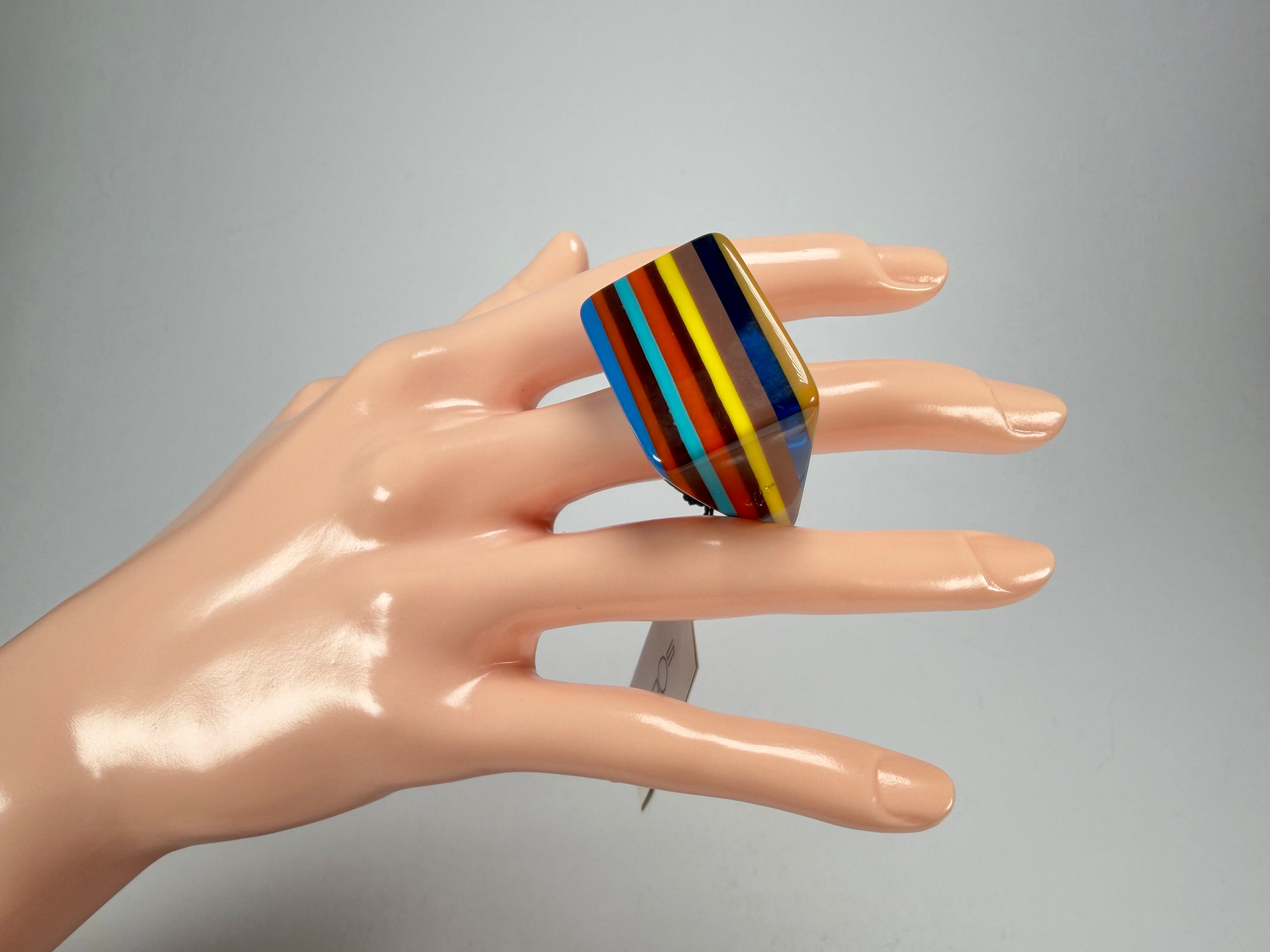 Sobral - Pop Art "Carre" Resin Ring ( 001828 ) - Size UK S / US 9