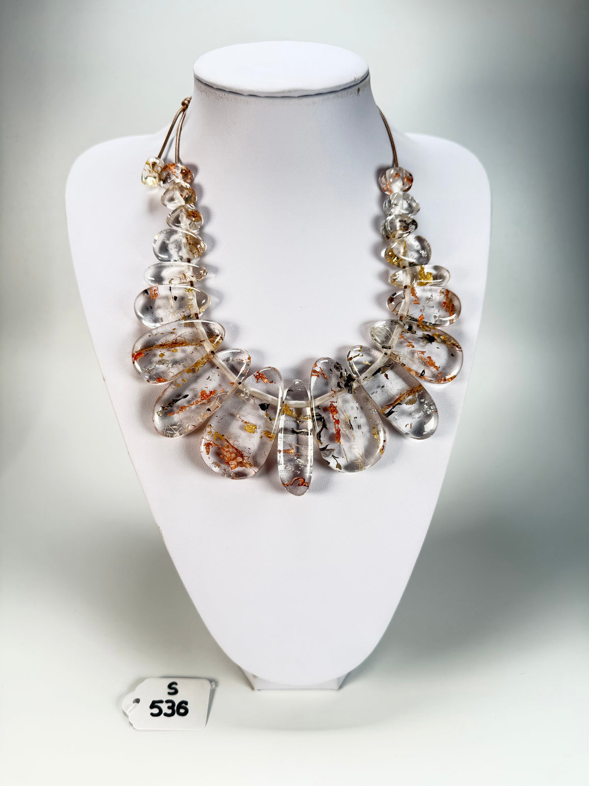Sobral - Minas Gerais "Marou" Resin Necklace ( 005422 )