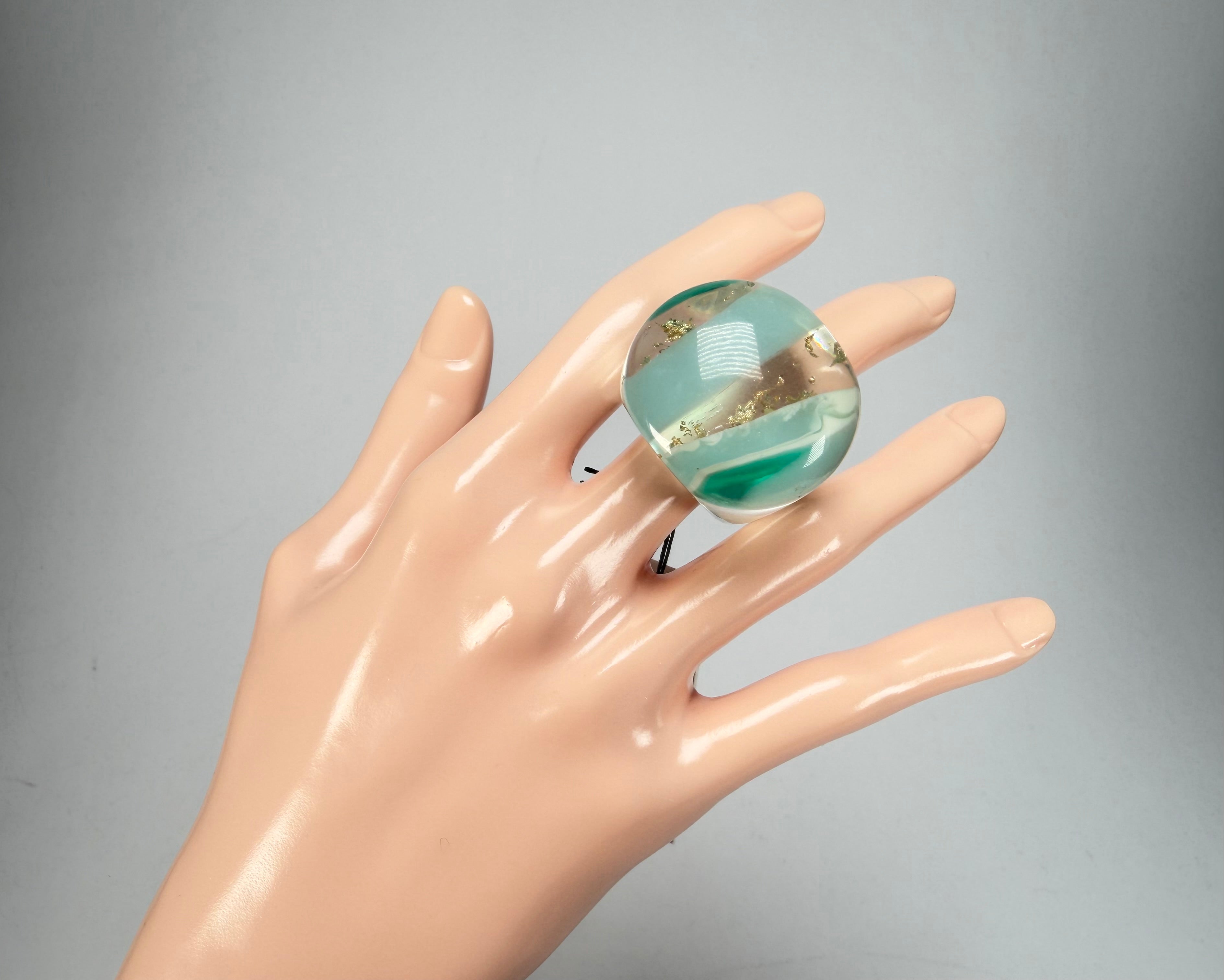 Sobral - Planets "Saturno" Neptune Resin Ring ( 005457 ) - Size UK Q / US 8