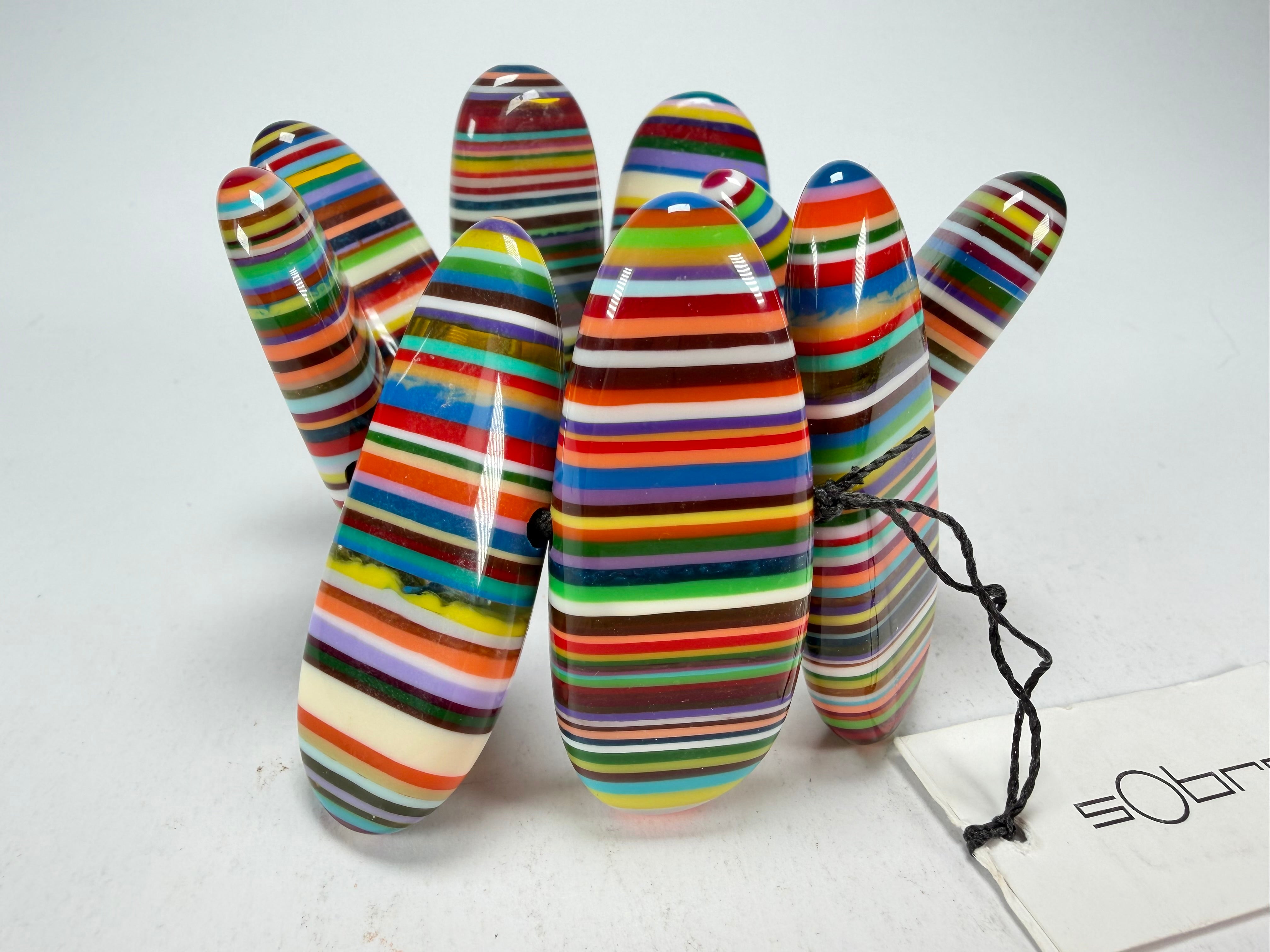 Sobral - Pop Art "Pipe" Elasticated Resin Bracelet ( 005424 )