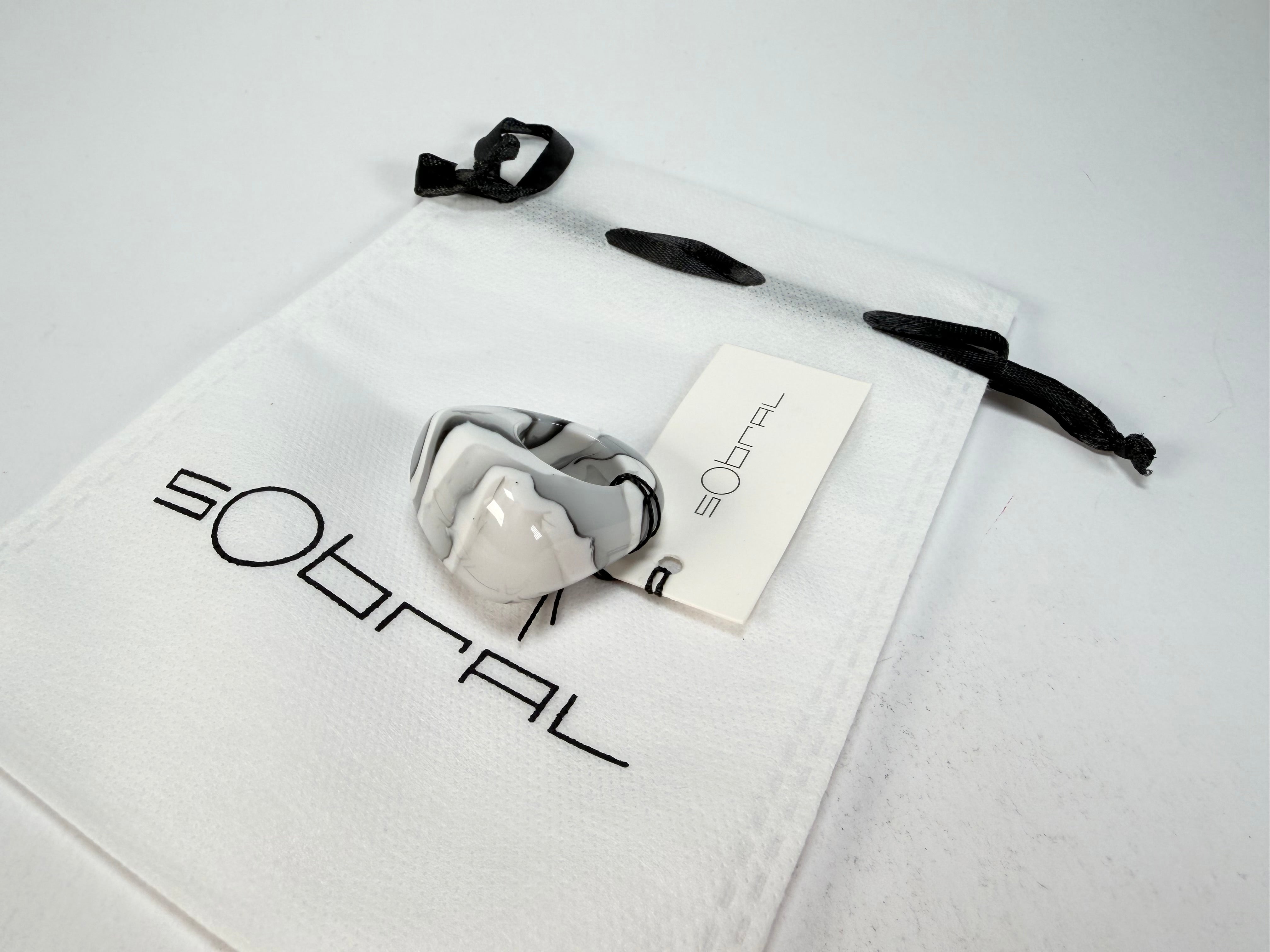 Sobral - Onda Gelo "Mares" Resin Ring ( 005417 ) - Size UK P / US 8