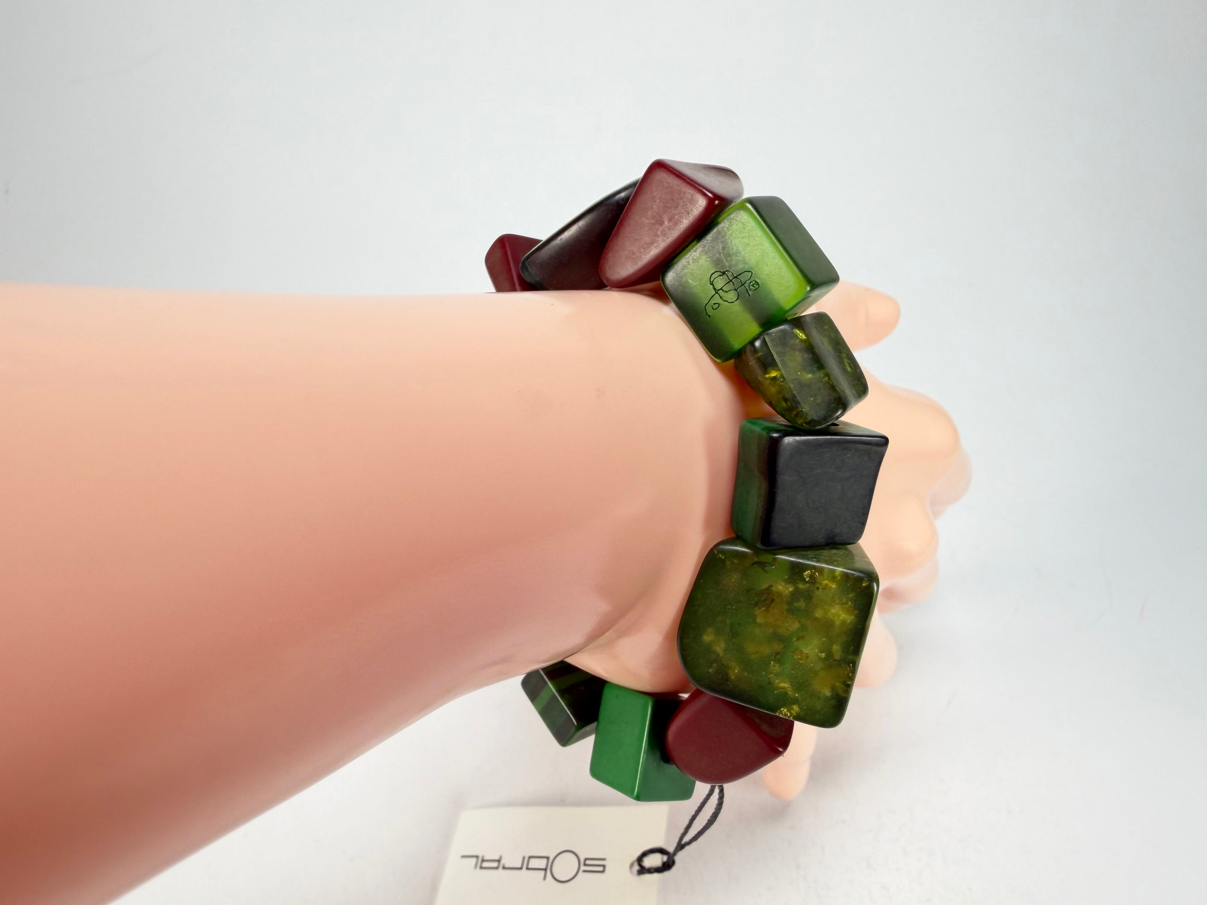 Sobral - Indiana "Verde Escuro" Dark Green Mix Elasticated Resin Bracelet ( 000210 )