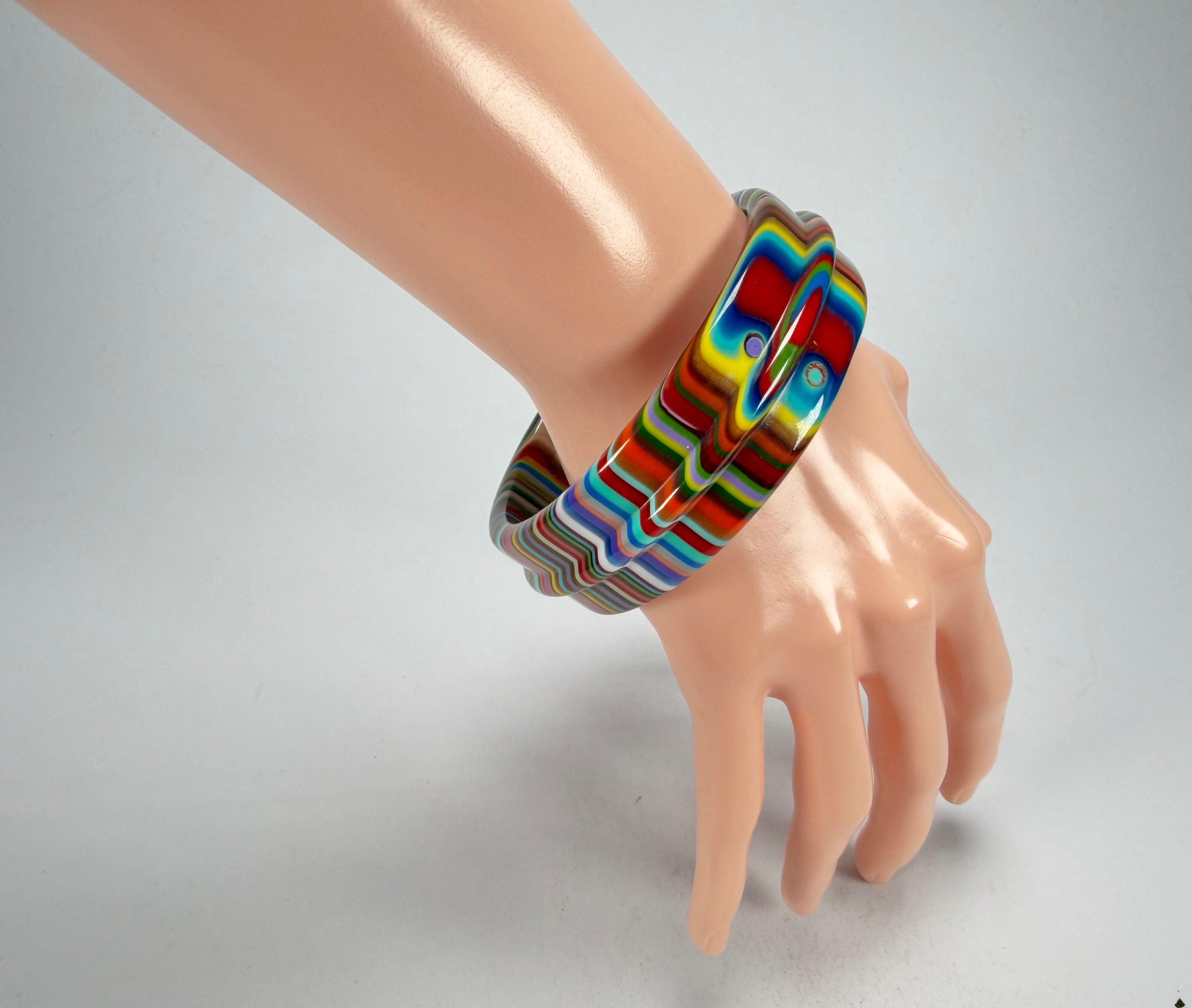 Sobral - Pop Art "PB 34 Saturno" Solid Resin Bangle ( 001088 )