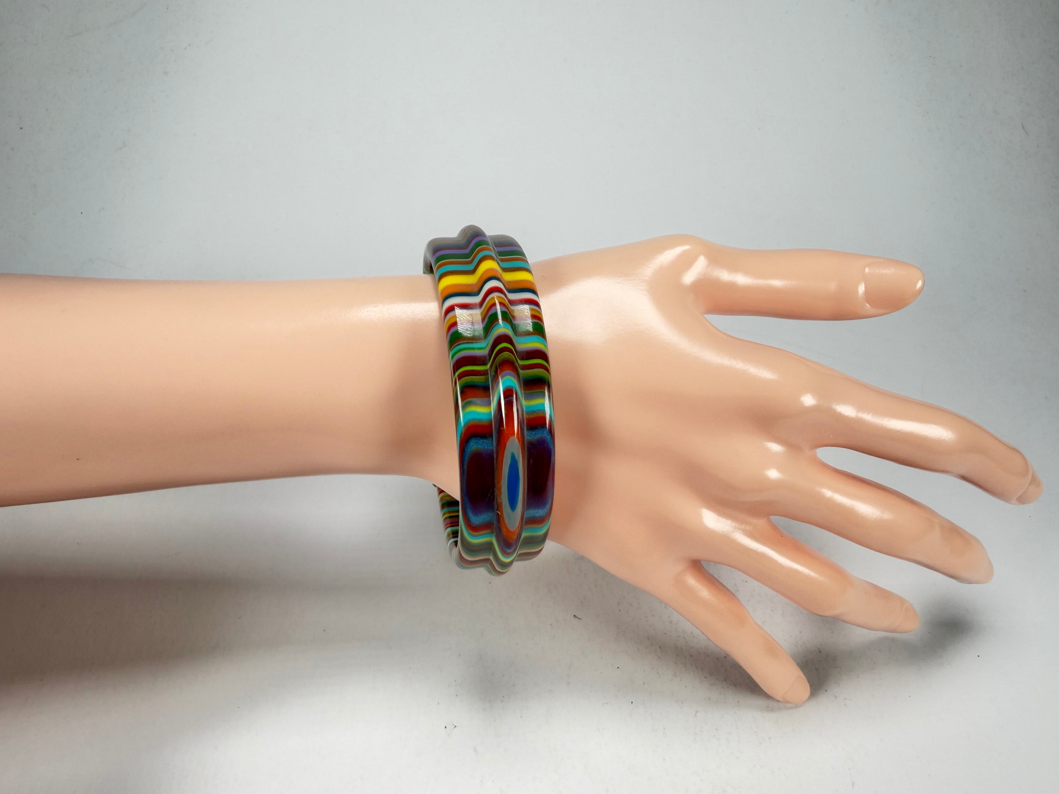 Sobral - Pop Art "PB 34 Saturno" Solid Resin Bangle ( 001088 )