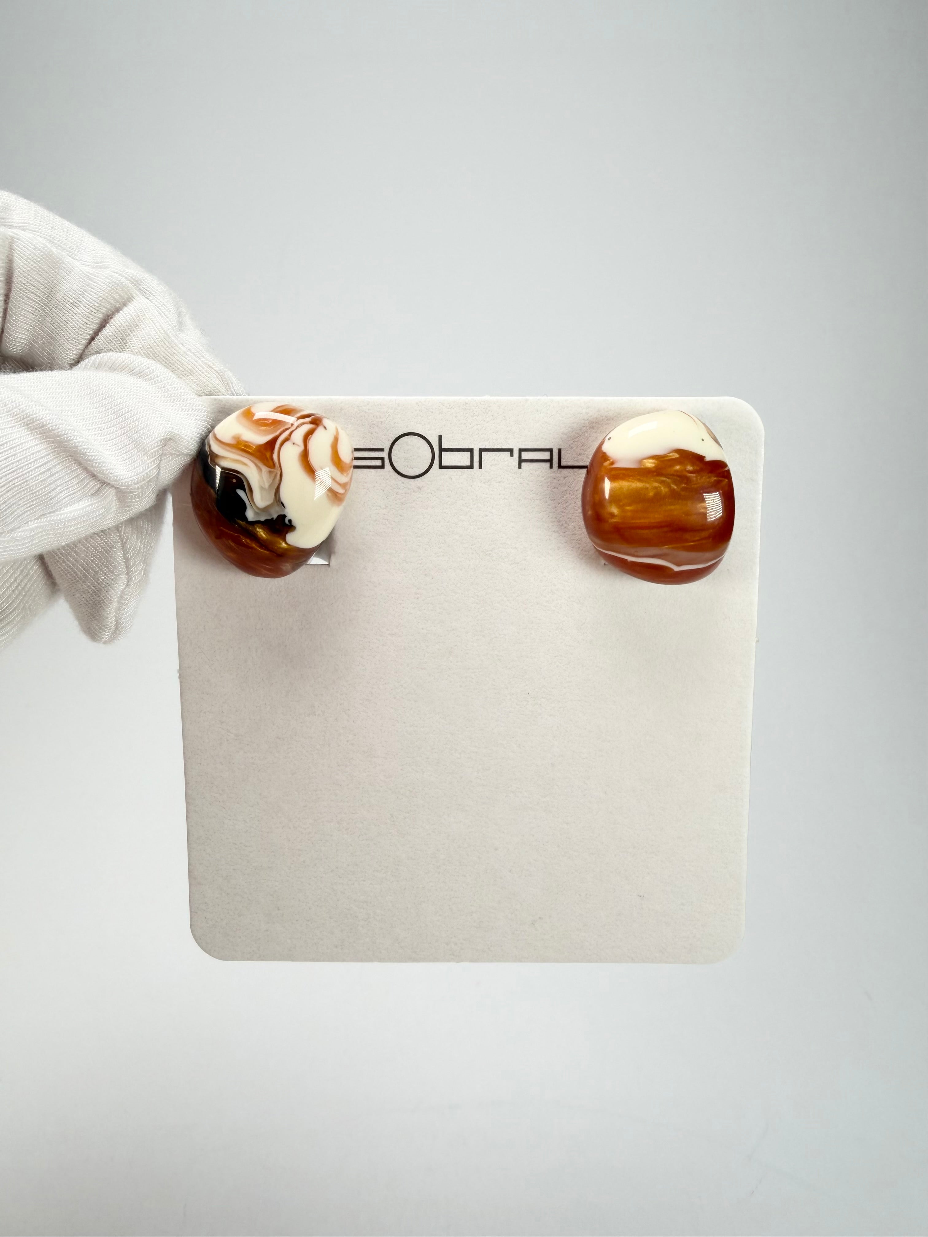 Sobral - Carmelo "Wave" Resin Clip On Earrings ( 005331 )