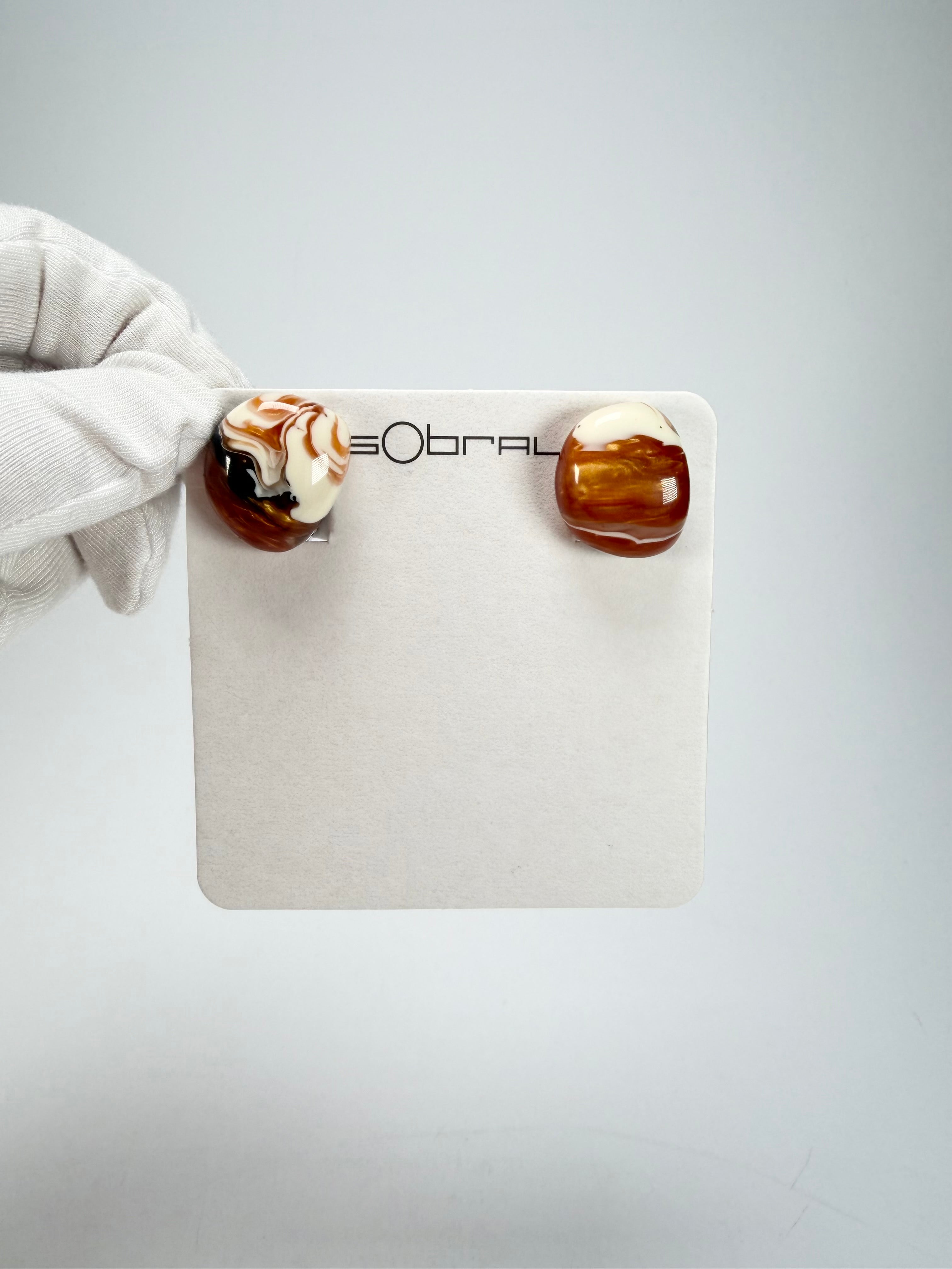 Sobral - Carmelo "Wave" Resin Clip On Earrings ( 005331 )