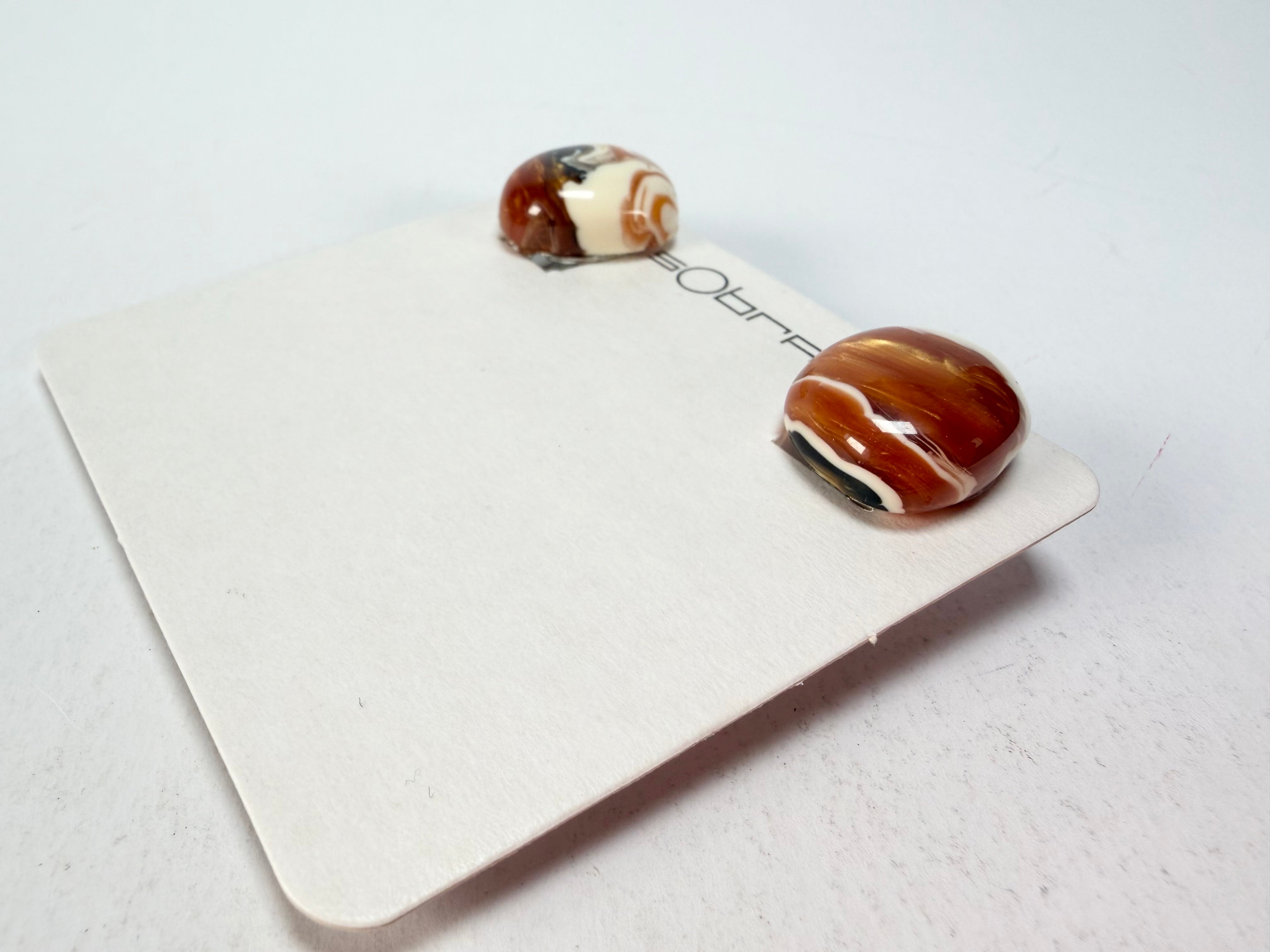 Sobral - Carmelo "Wave" Resin Clip On Earrings ( 005331 )