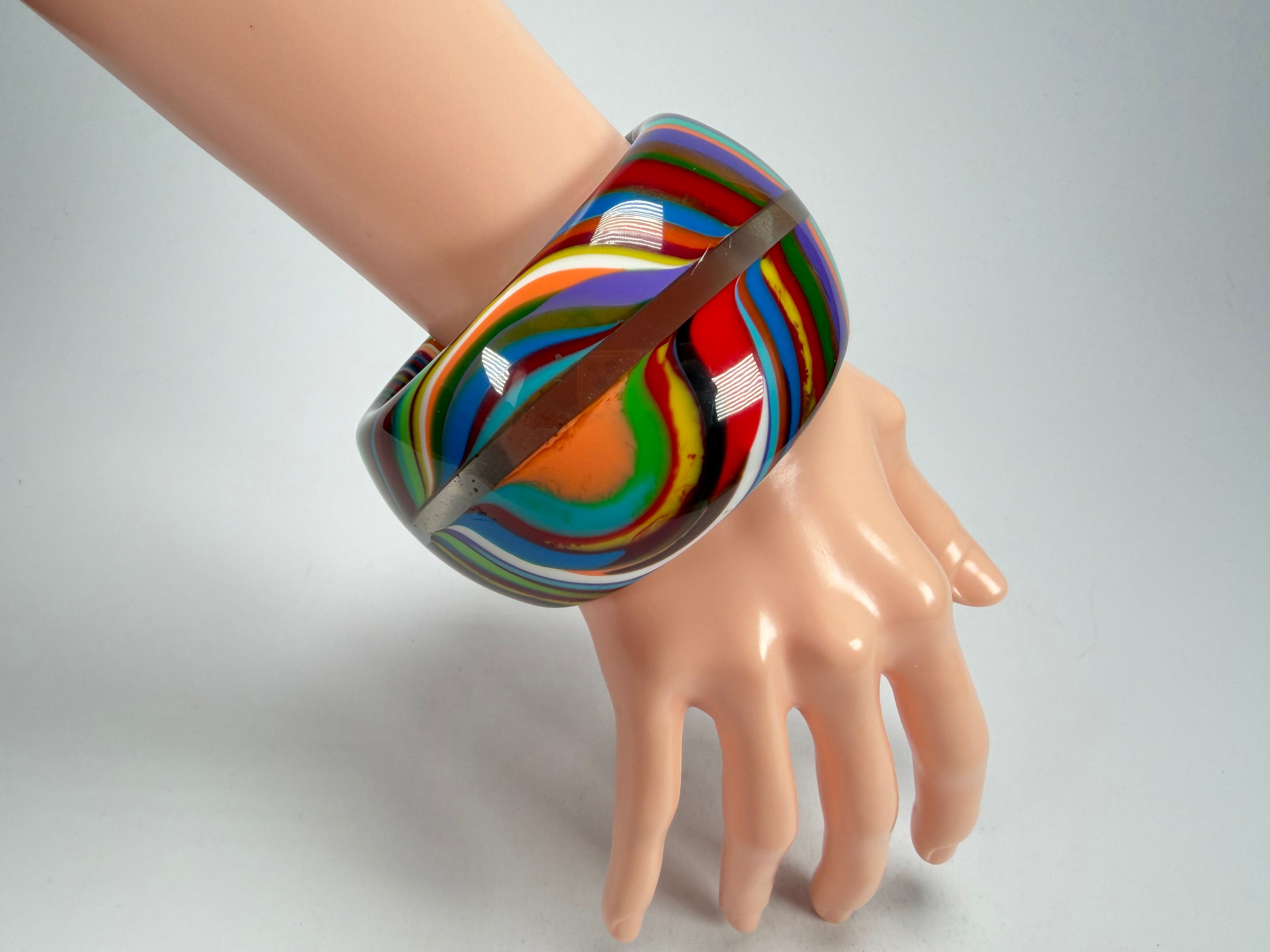 Sobral - Pop Art "PB 50" Solid Resin Bangle ( 000932 )