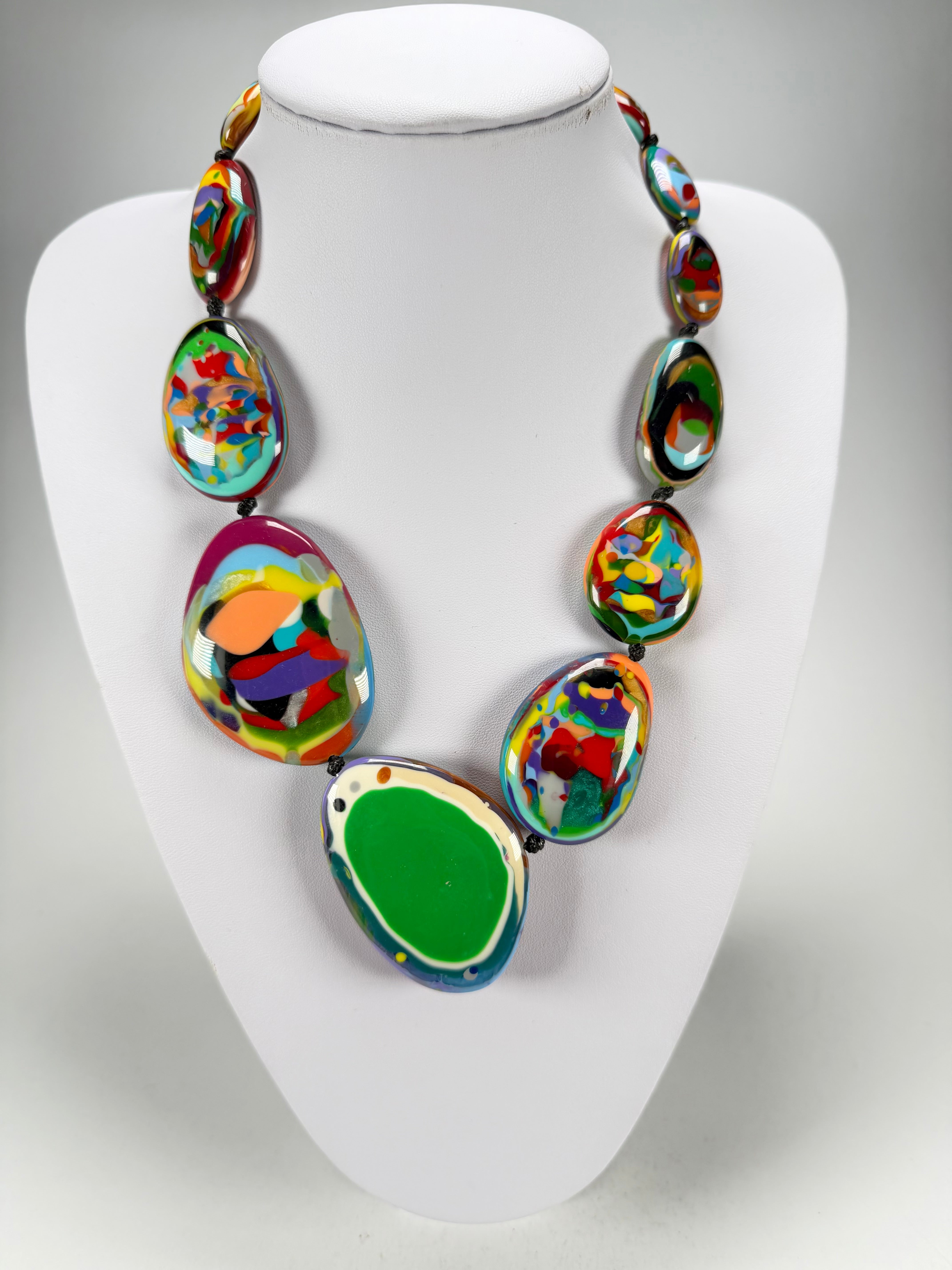 Sobral - Multi-Colour "Gabriele K" Resin Necklace ( 003616 )