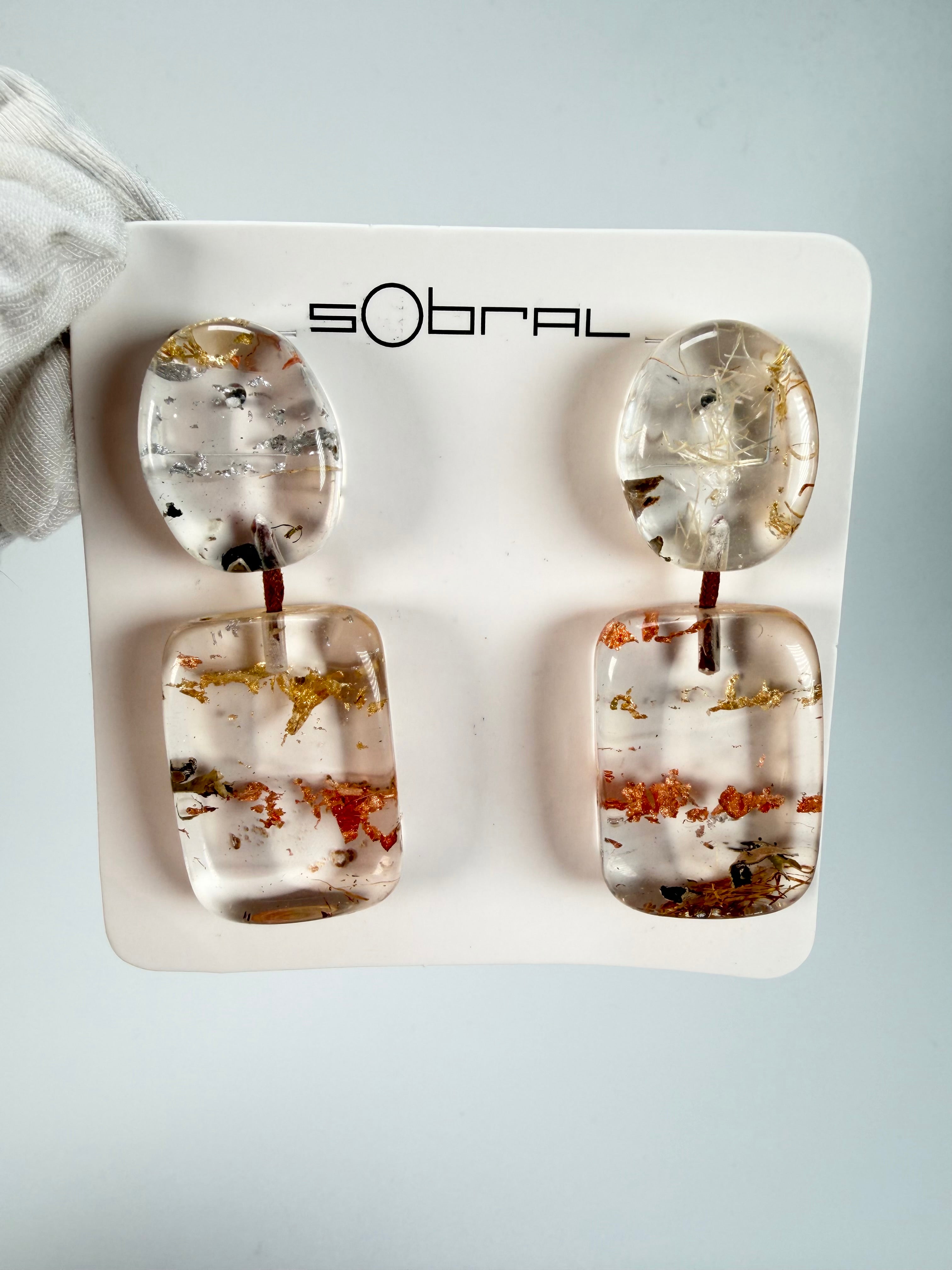 Sobral - Minas Gerais "Araxá" Resin Earrings ( 005407 )