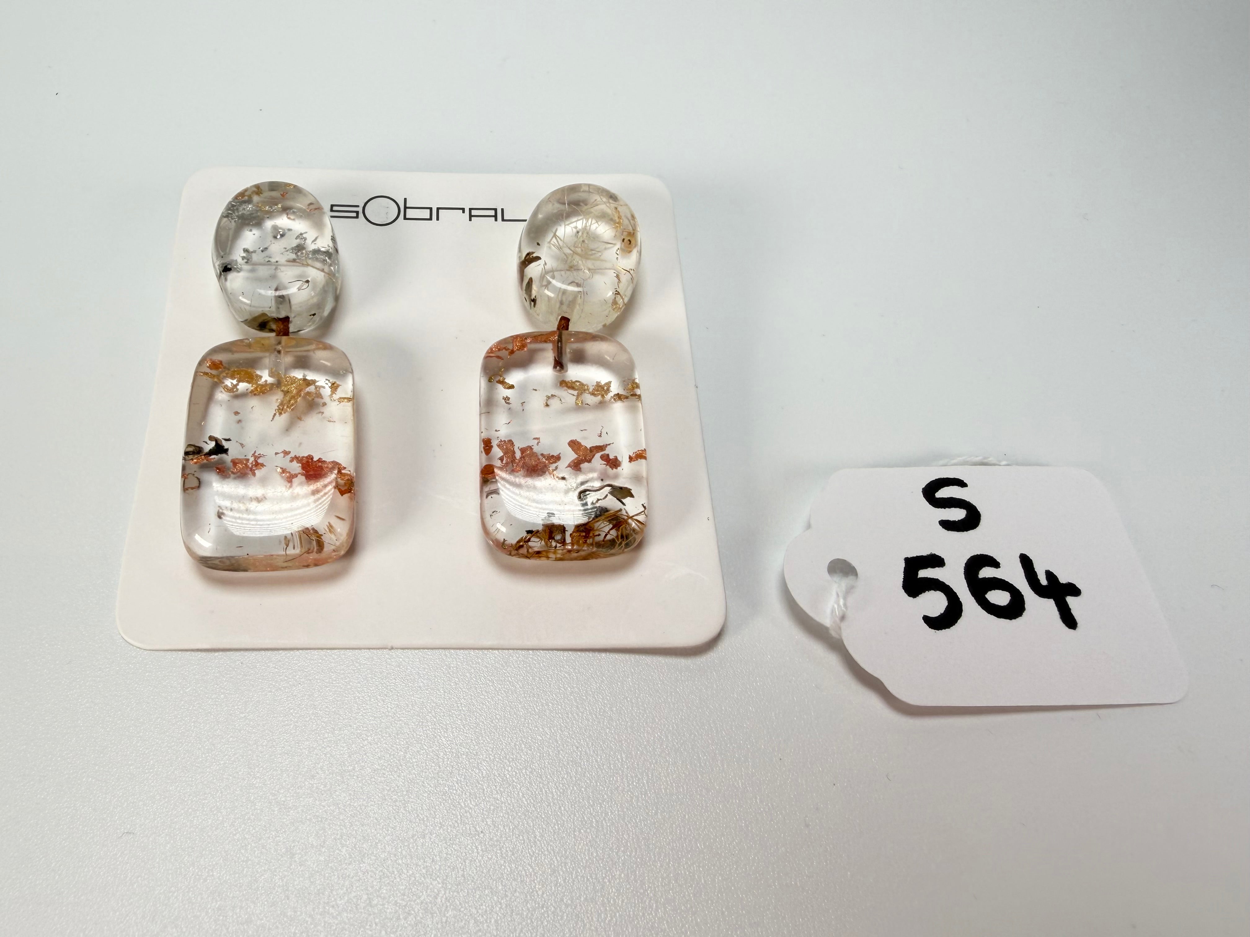 Sobral - Minas Gerais "Araxá" Resin Earrings ( 005407 )