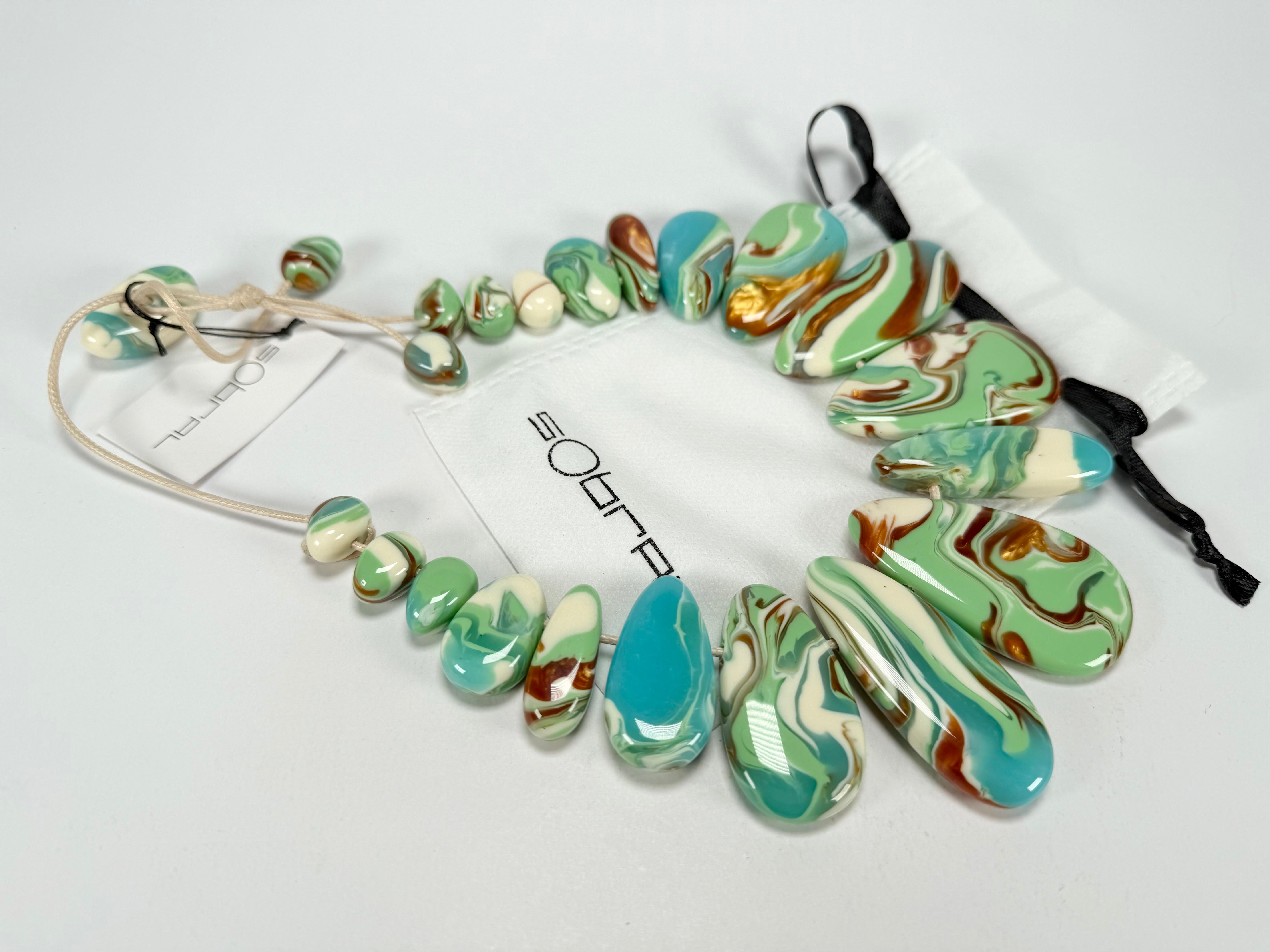 Sobral - Eteria "Marou" Resin Necklace ( 005422 )