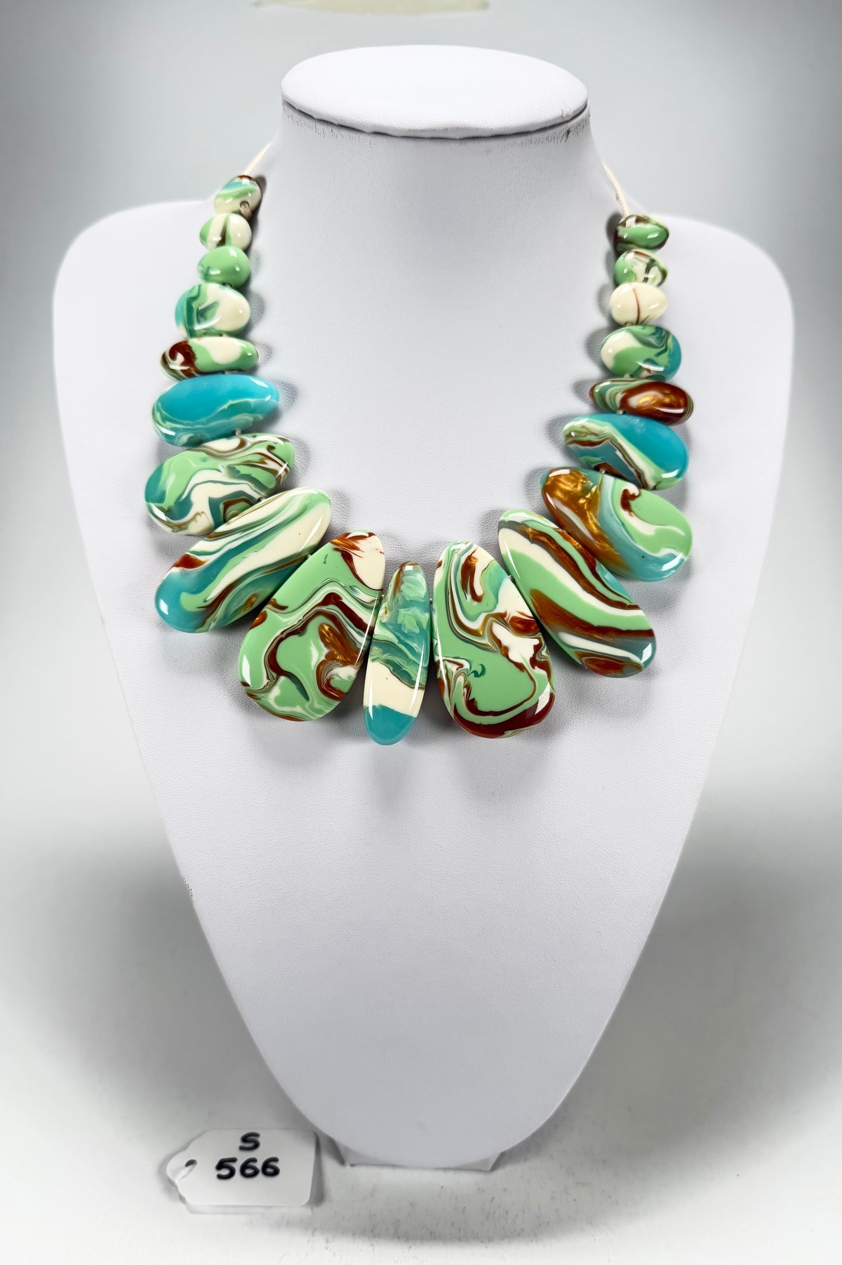 Sobral - Eteria "Marou" Resin Necklace ( 005422 )