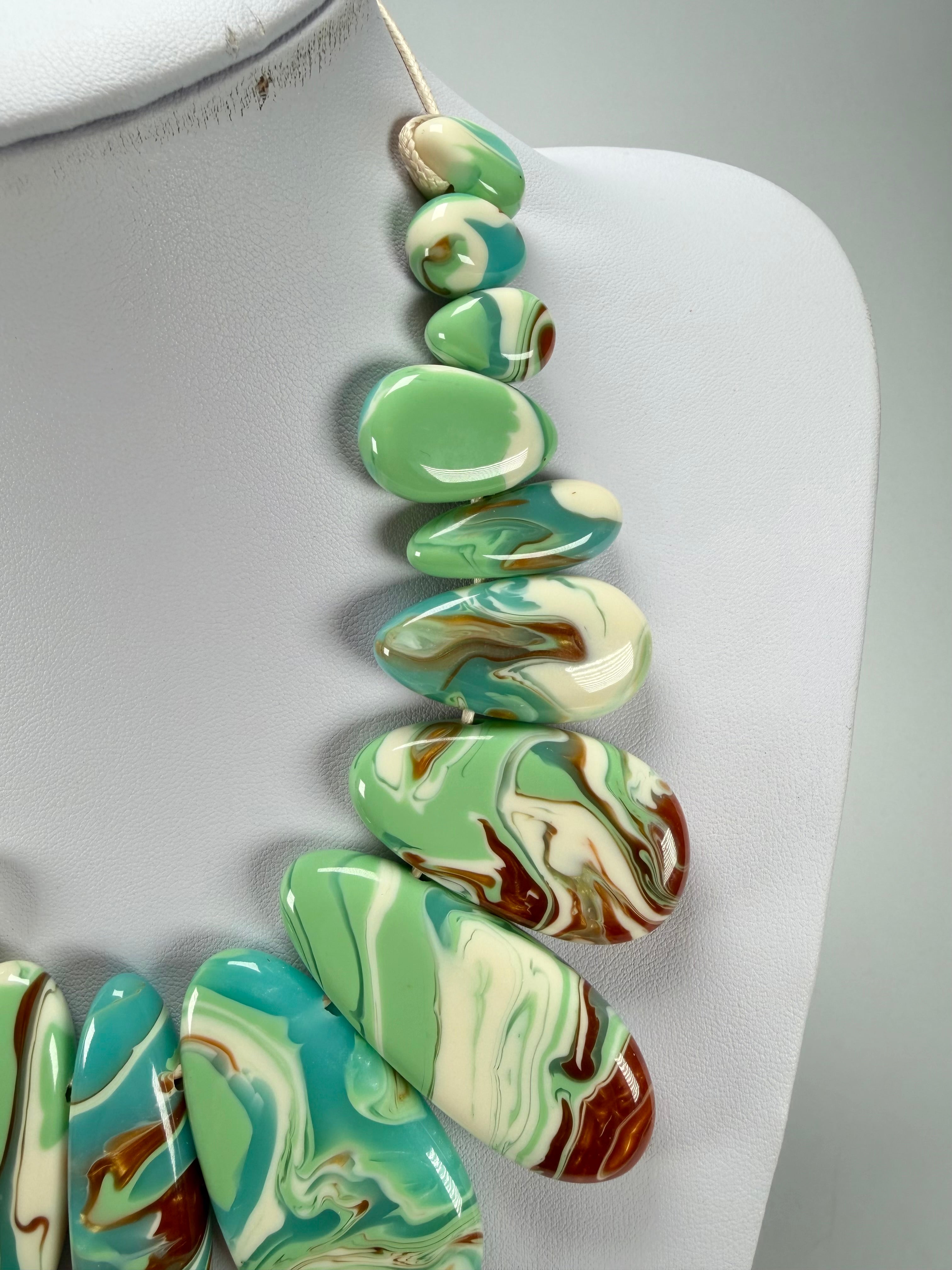 Sobral - Eteria "Marou" Resin Necklace ( 005422 )