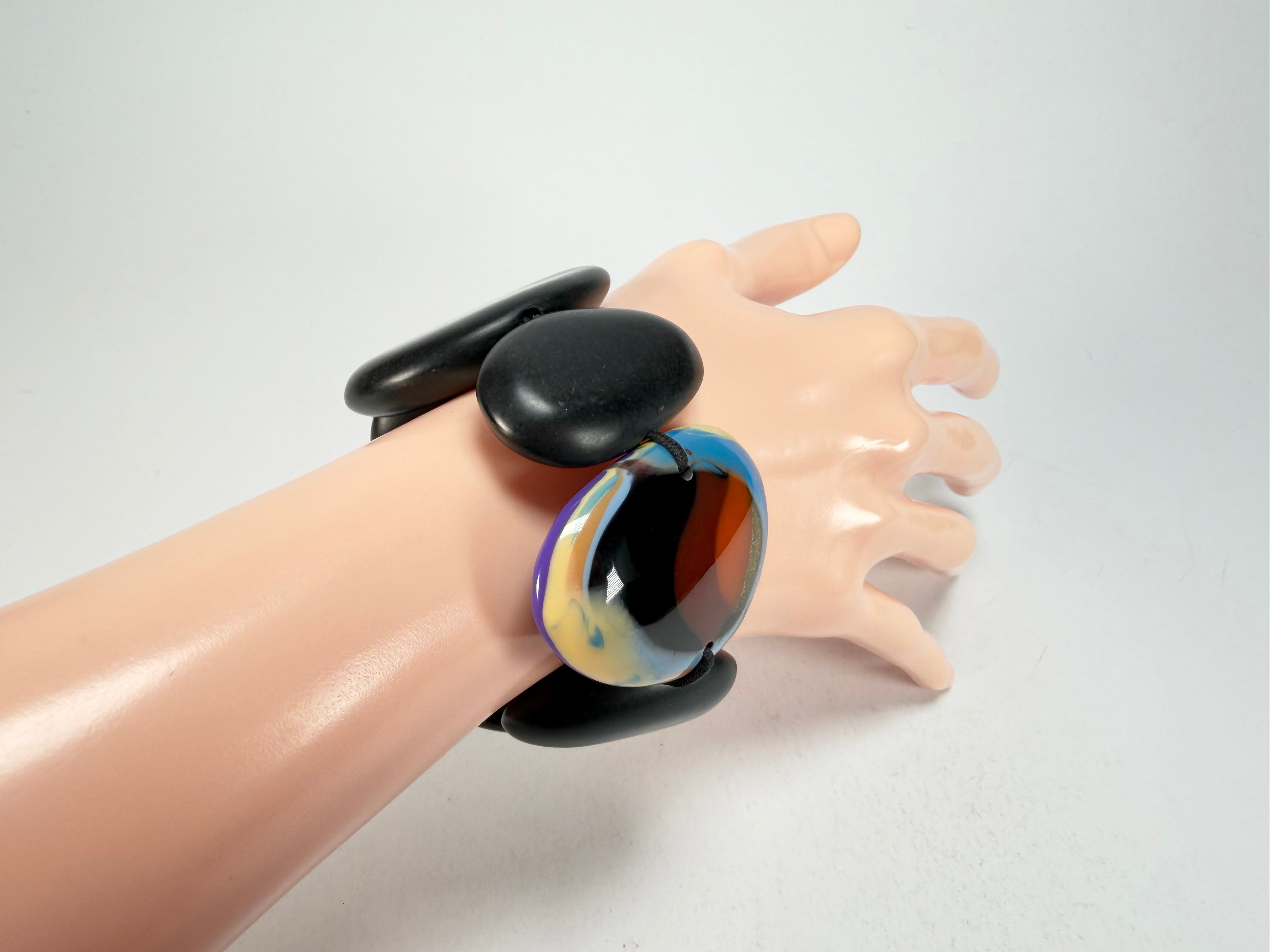 Sobral - Multi-Colour "Inspiração" K Matte Black Elasticated Resin Bracelet ( 003595 )